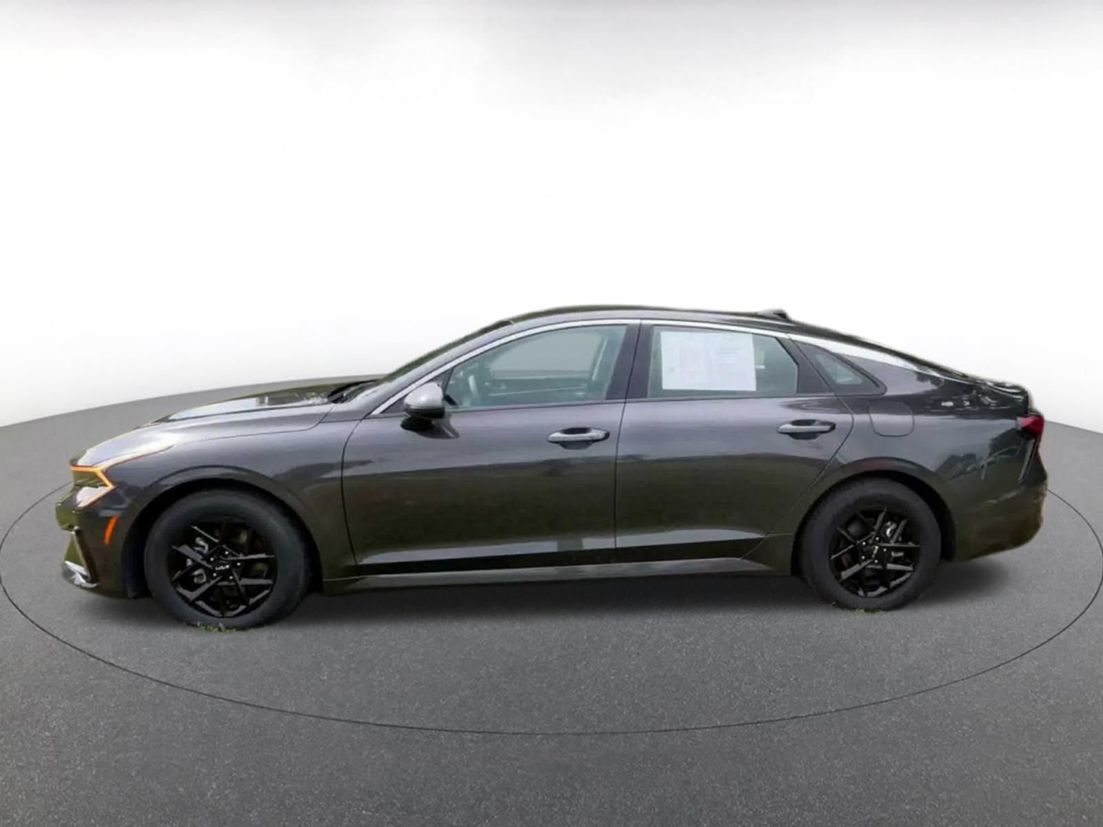 Thumbnail: 2025 Kia K5 - 10