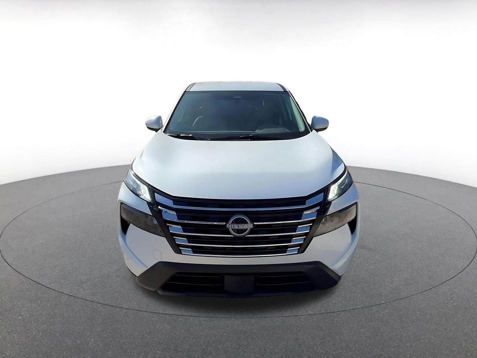 Thumbnail: 2025 Nissan Rogue - 4