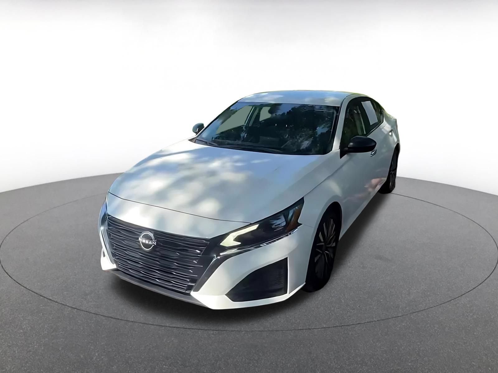 Thumbnail: 2025 Nissan Altima - 7
