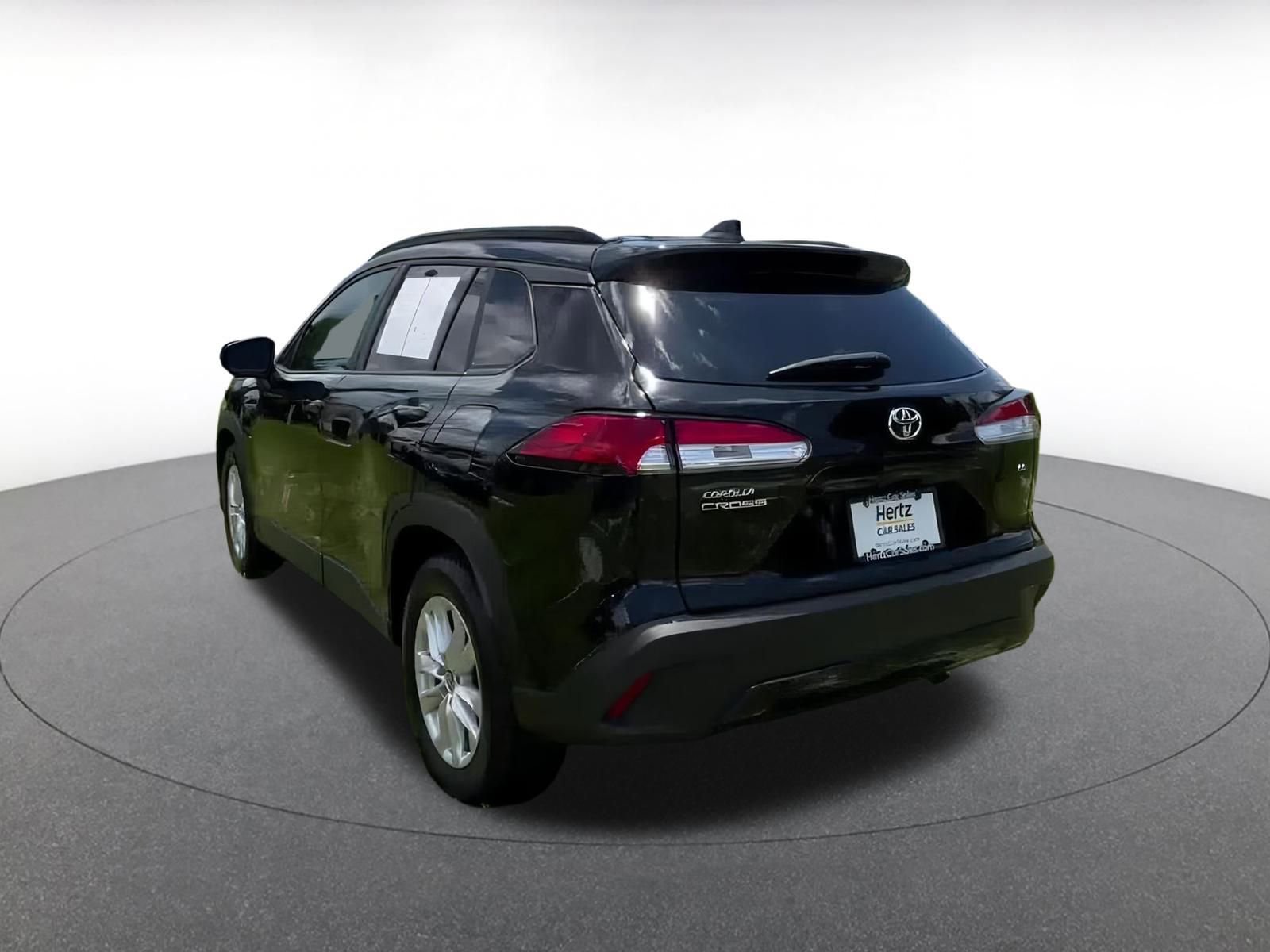 Thumbnail: 2024 Toyota Corolla Cross - 8