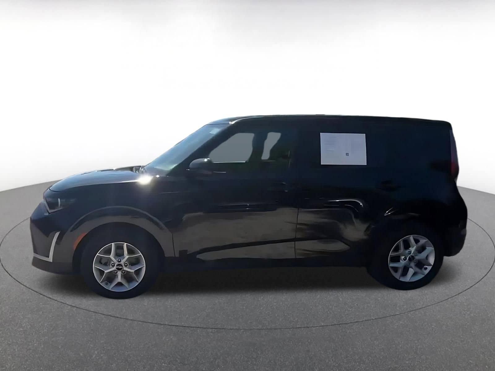 Thumbnail: 2025 Kia Soul - 9