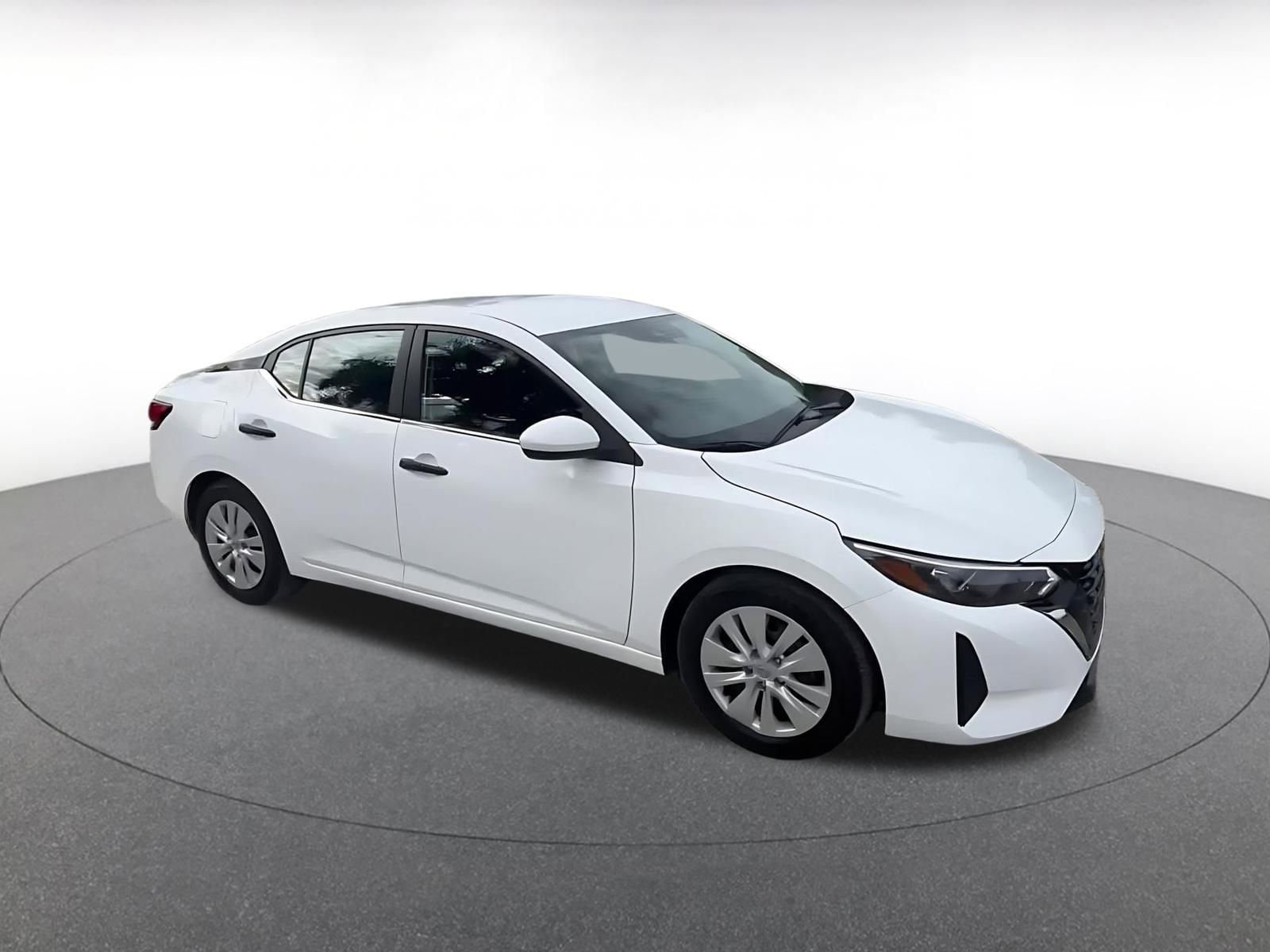 Thumbnail: 2025 Nissan Sentra - 2