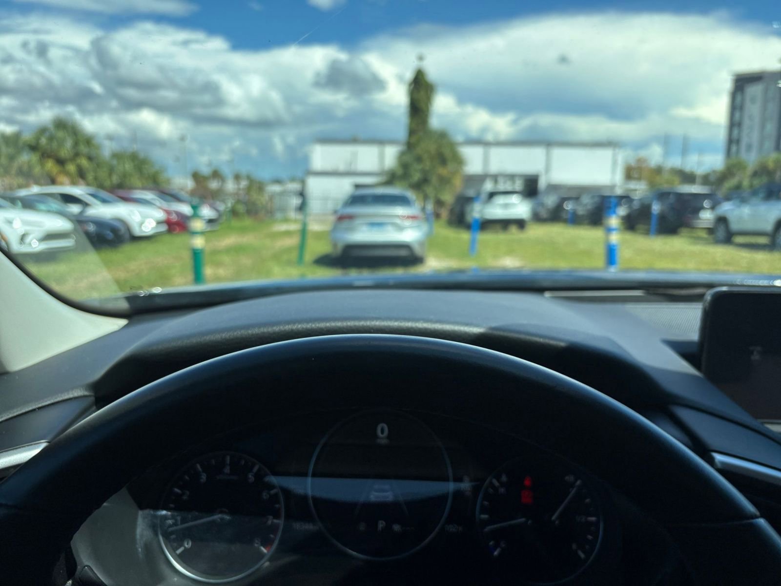 Thumbnail: 2025 Mazda CX-50 - 34