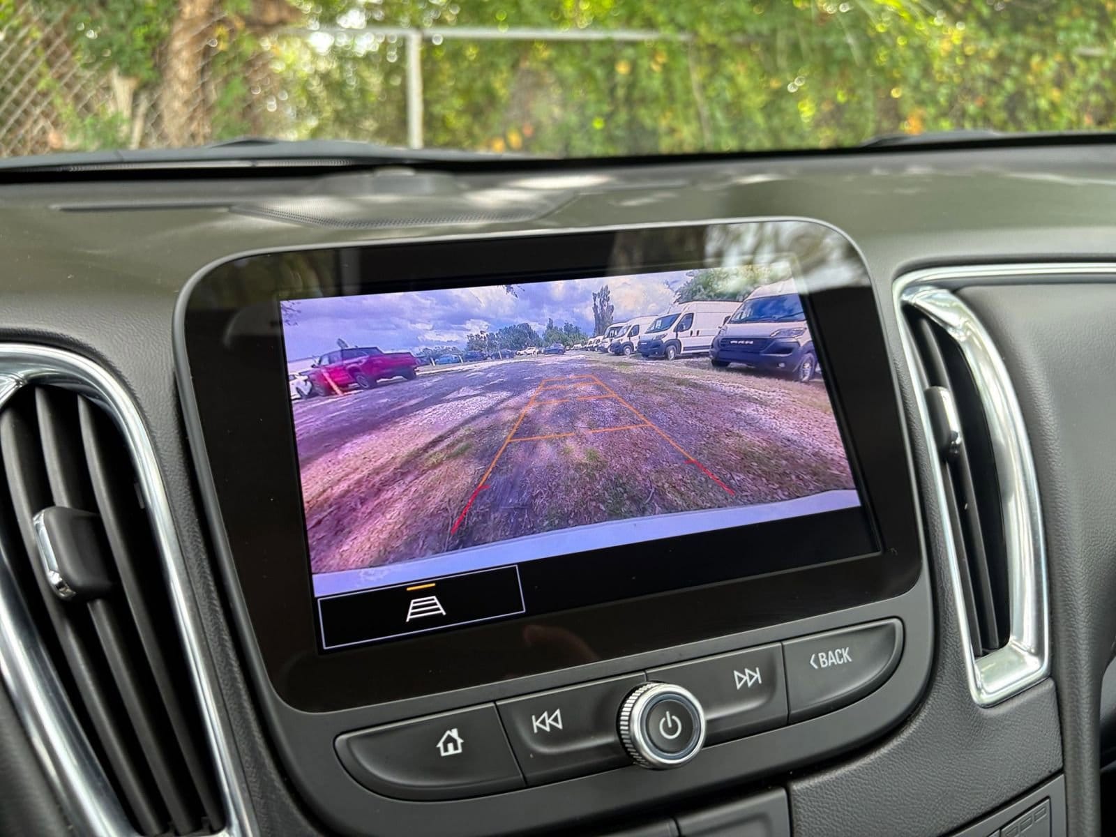 Thumbnail: 2024 Chevrolet Malibu - 17