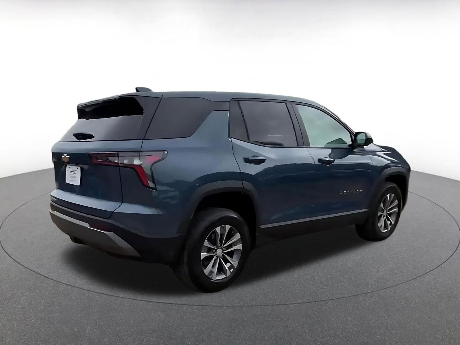 Thumbnail: 2025 Chevrolet Equinox - 17