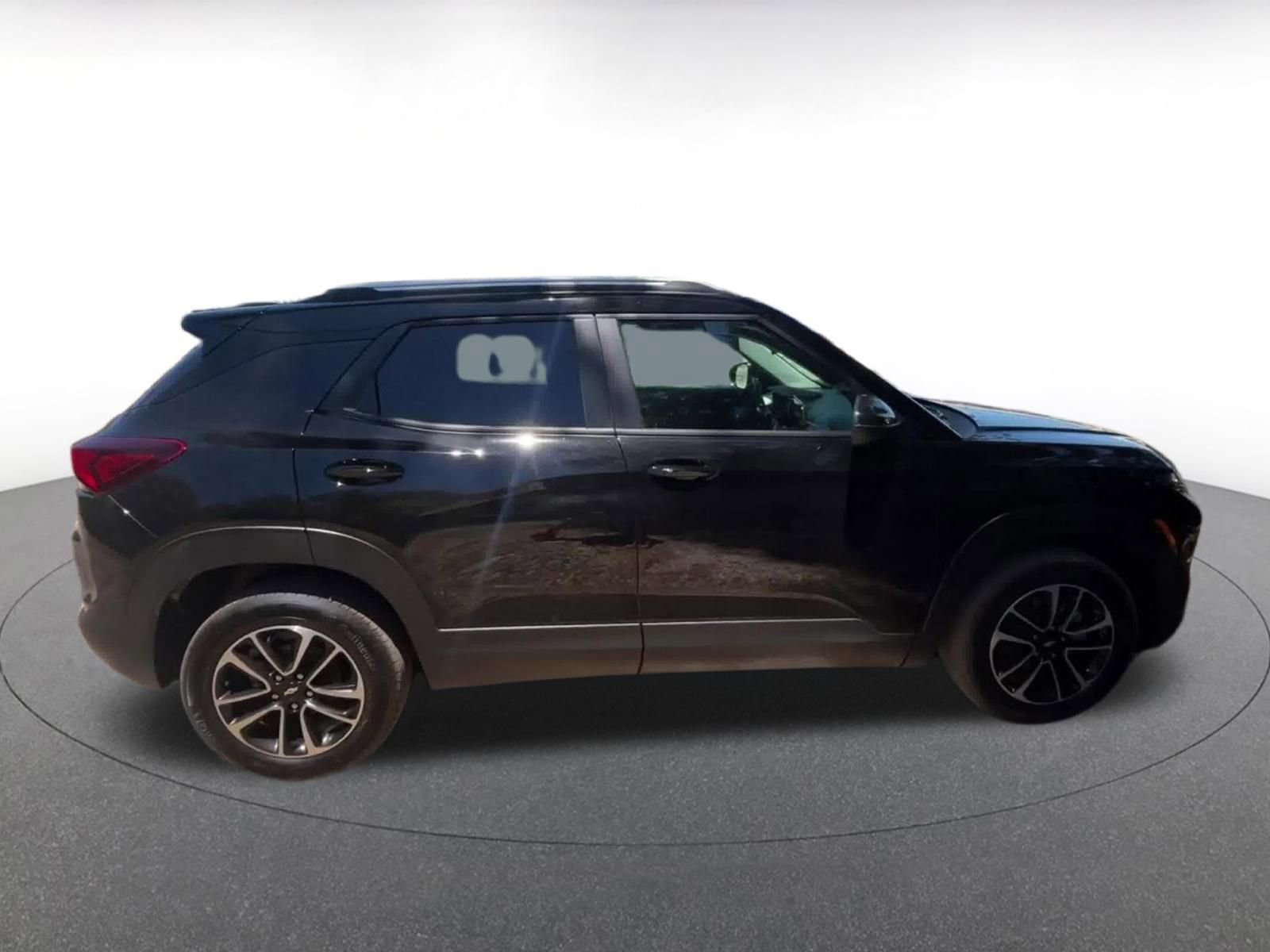 Thumbnail: 2025 Chevrolet TrailBlazer - 16