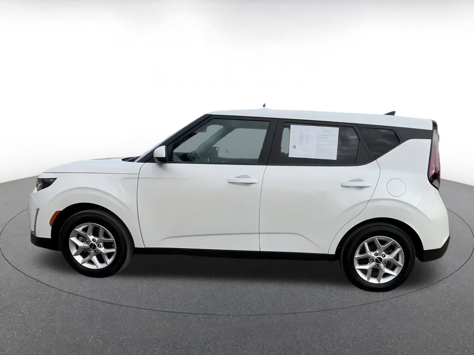 Thumbnail: 2025 Kia Soul - 9