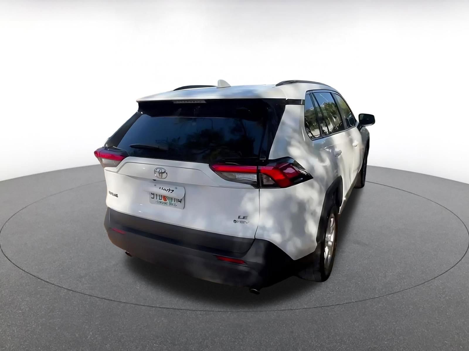 Thumbnail: 2025 Toyota RAV4 - 14