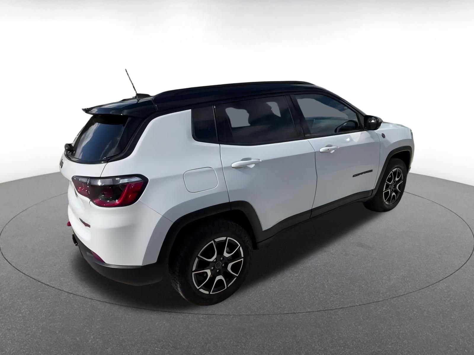 Thumbnail: 2025 Jeep Compass - 14