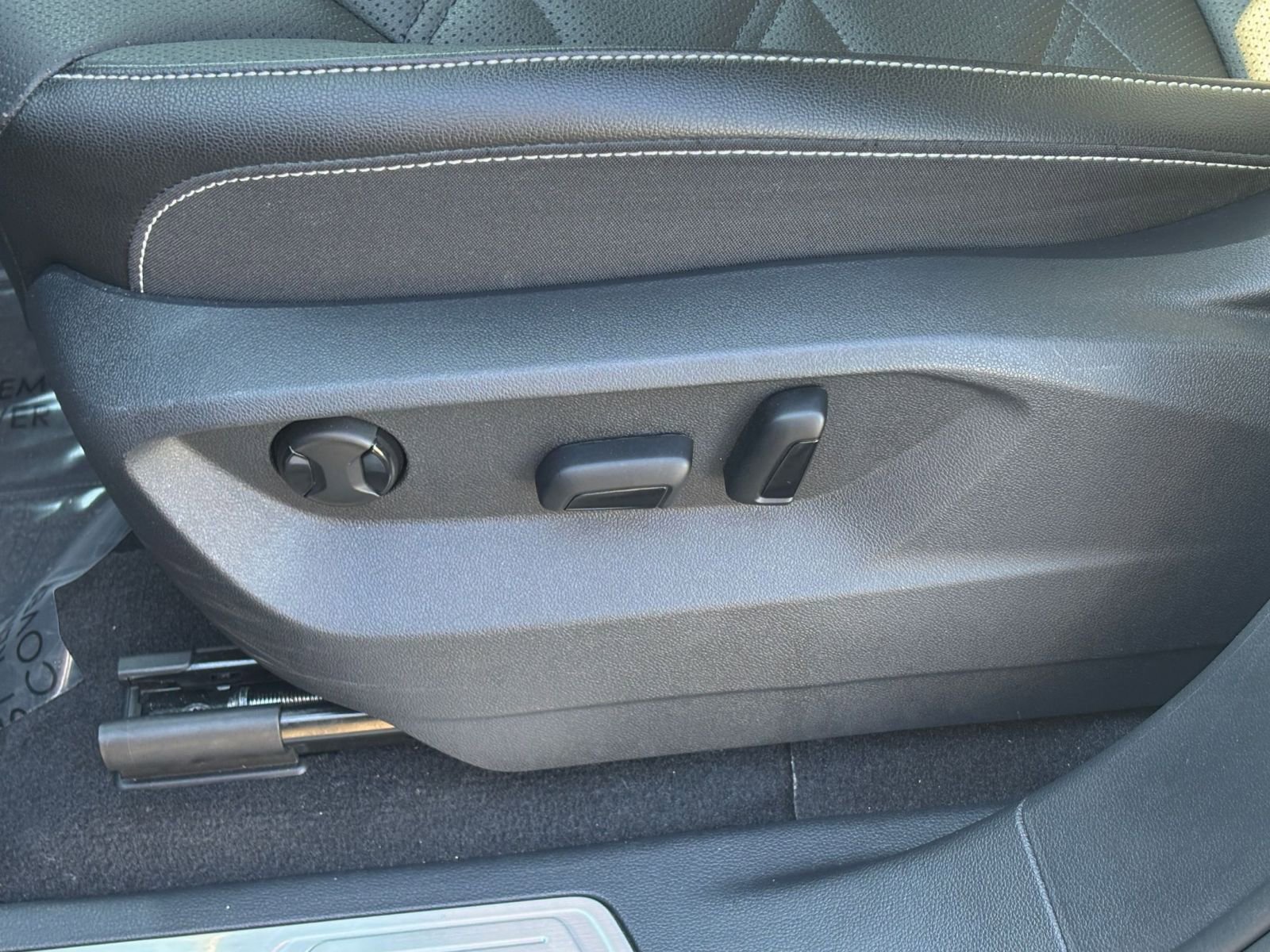 Thumbnail: 2025 Volkswagen Atlas - 24