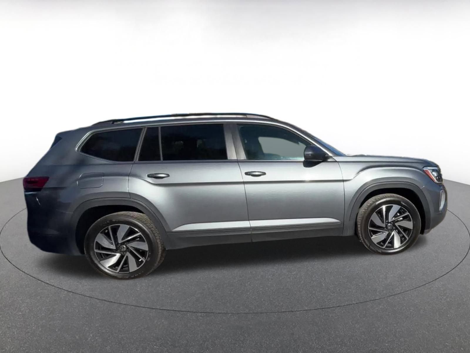 Thumbnail: 2025 Volkswagen Atlas - 16