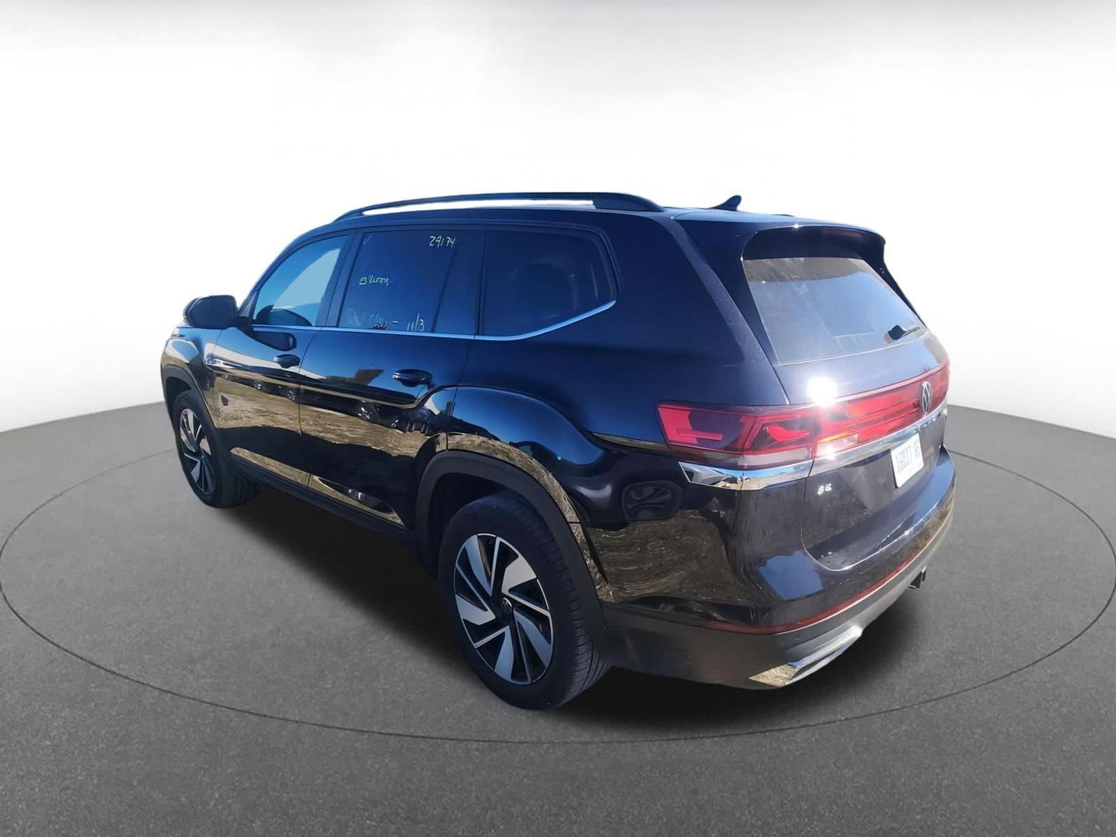 Thumbnail: 2025 Volkswagen Atlas - 15