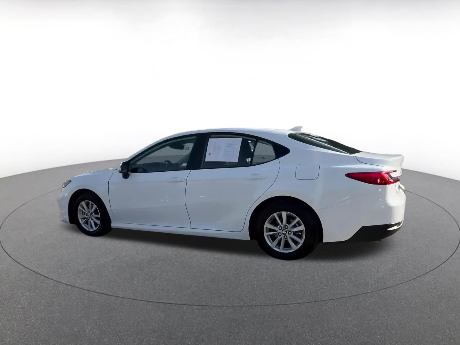 Thumbnail: 2025 Toyota Camry - 10