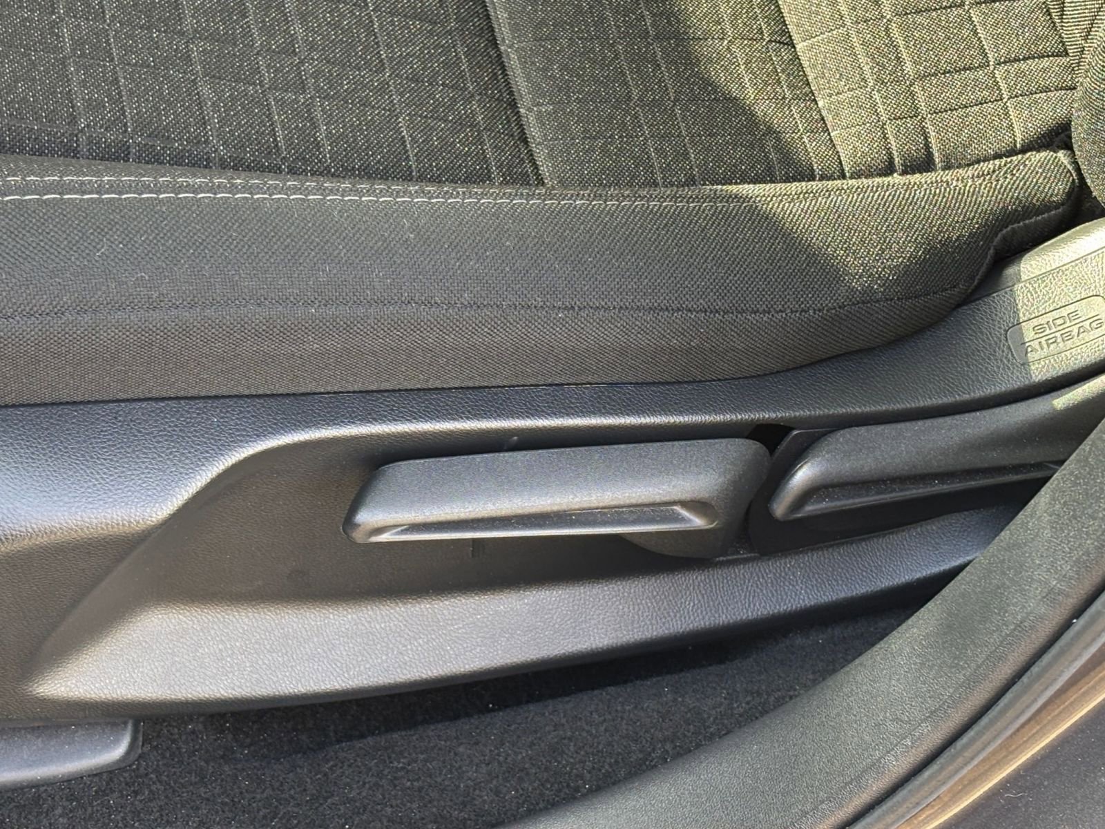 Thumbnail: 2025 Honda HR-V - 23