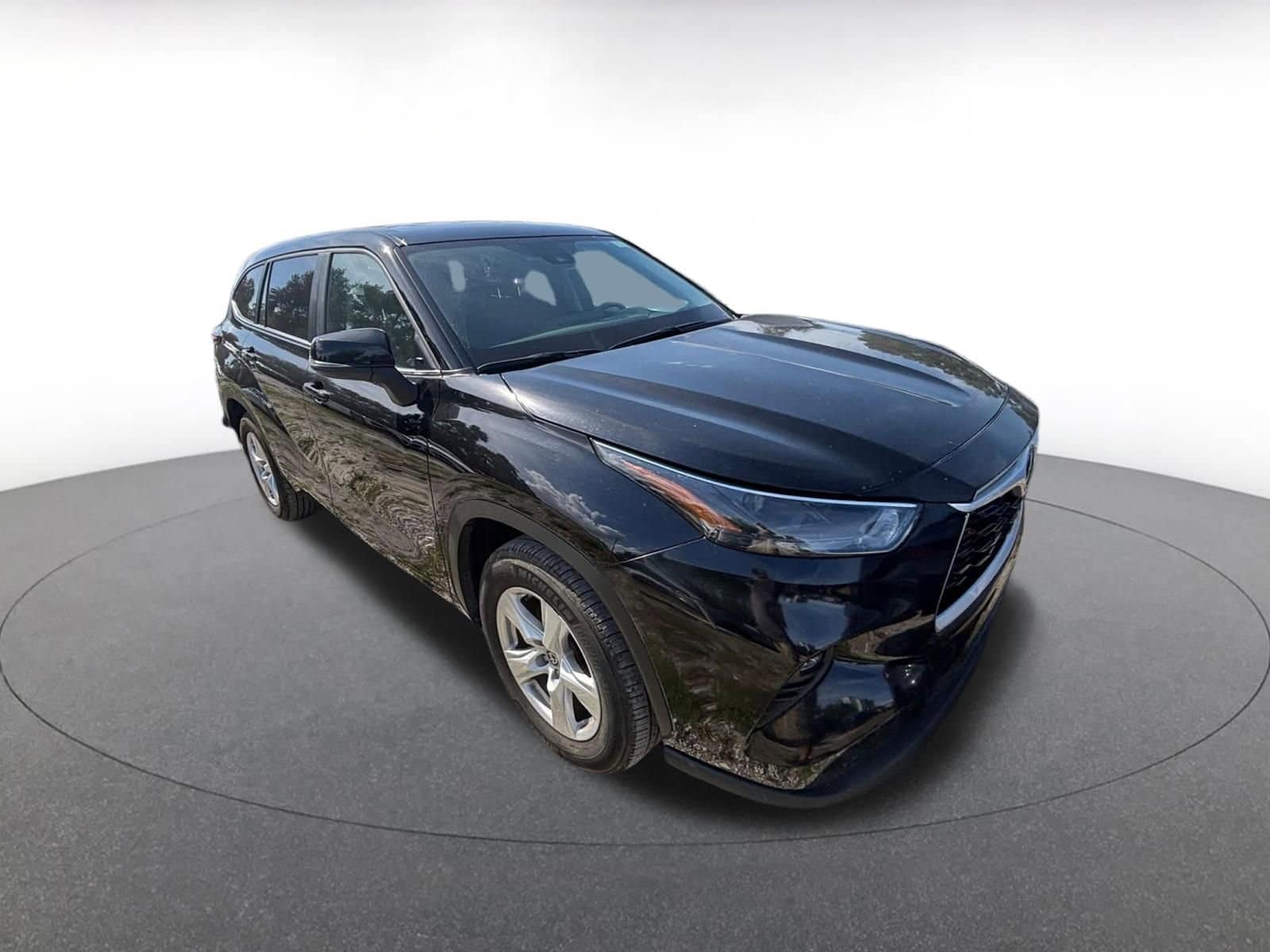 Thumbnail: 2025 Toyota Highlander - 2