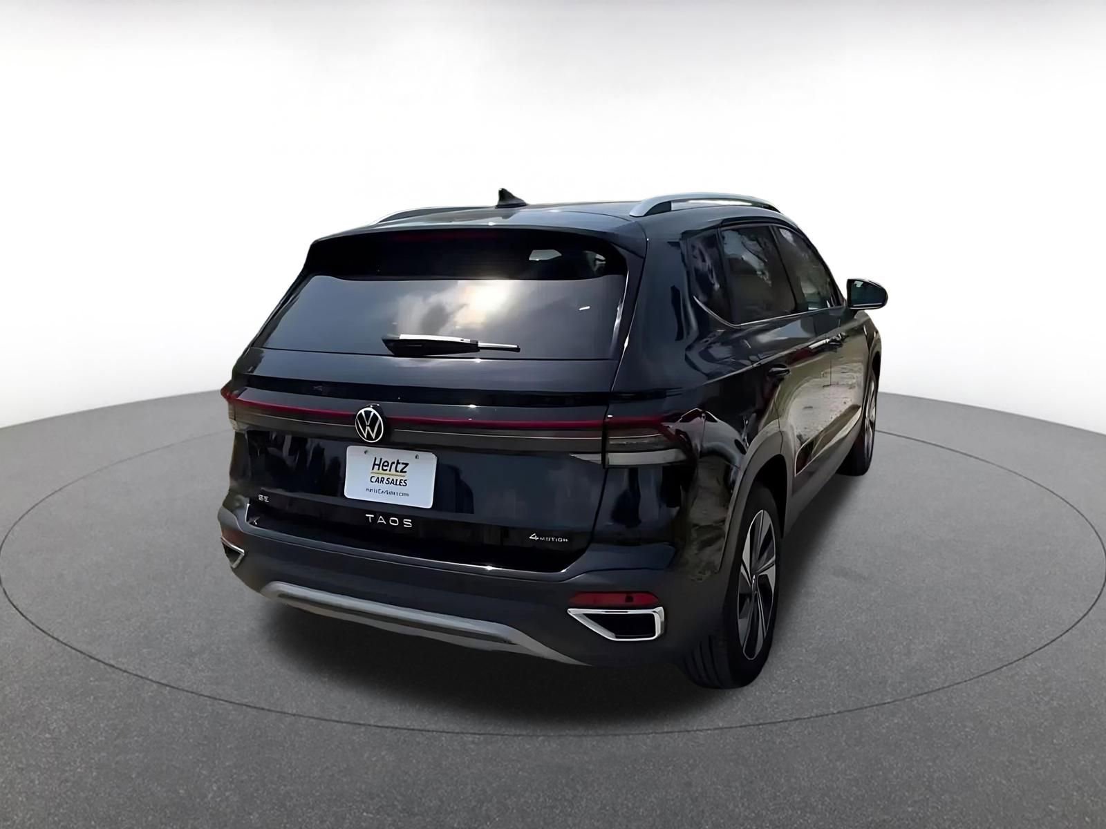 Thumbnail: 2025 Volkswagen Taos - 15