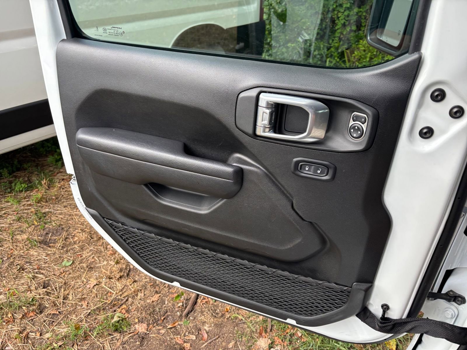 Thumbnail: 2025 Jeep Wrangler - 20