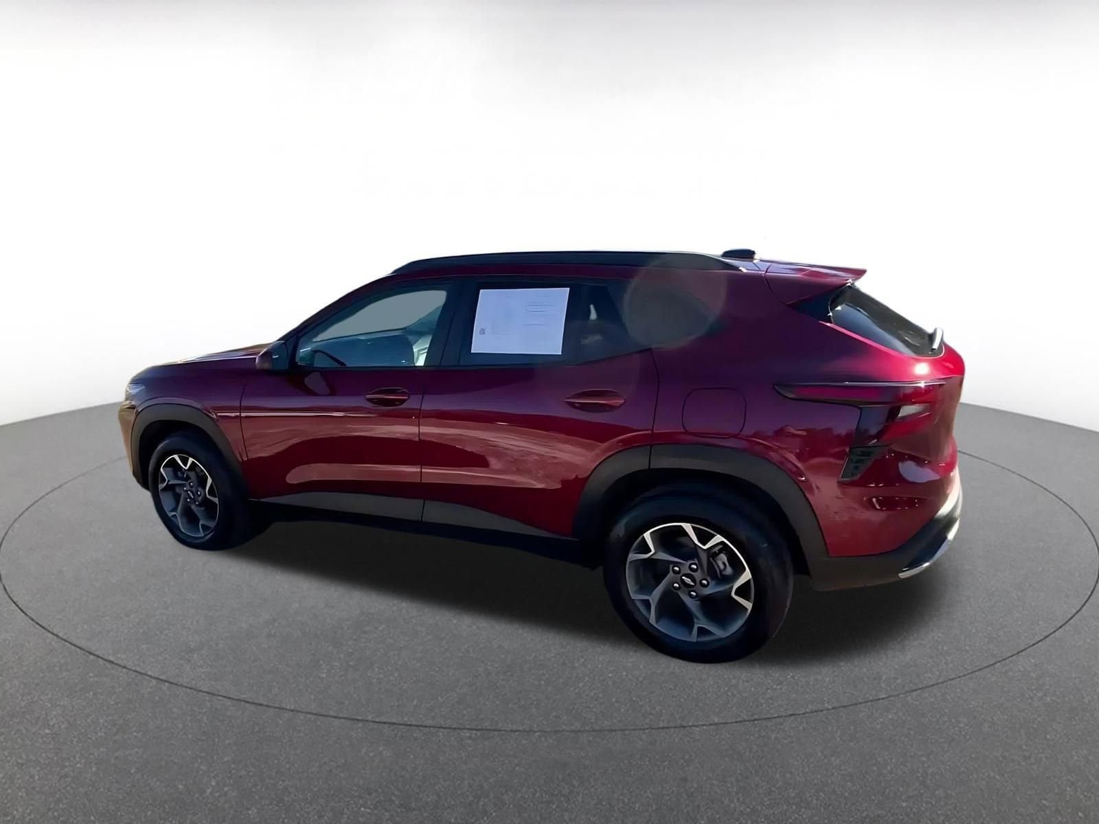 Thumbnail: 2025 Chevrolet Trax - 10