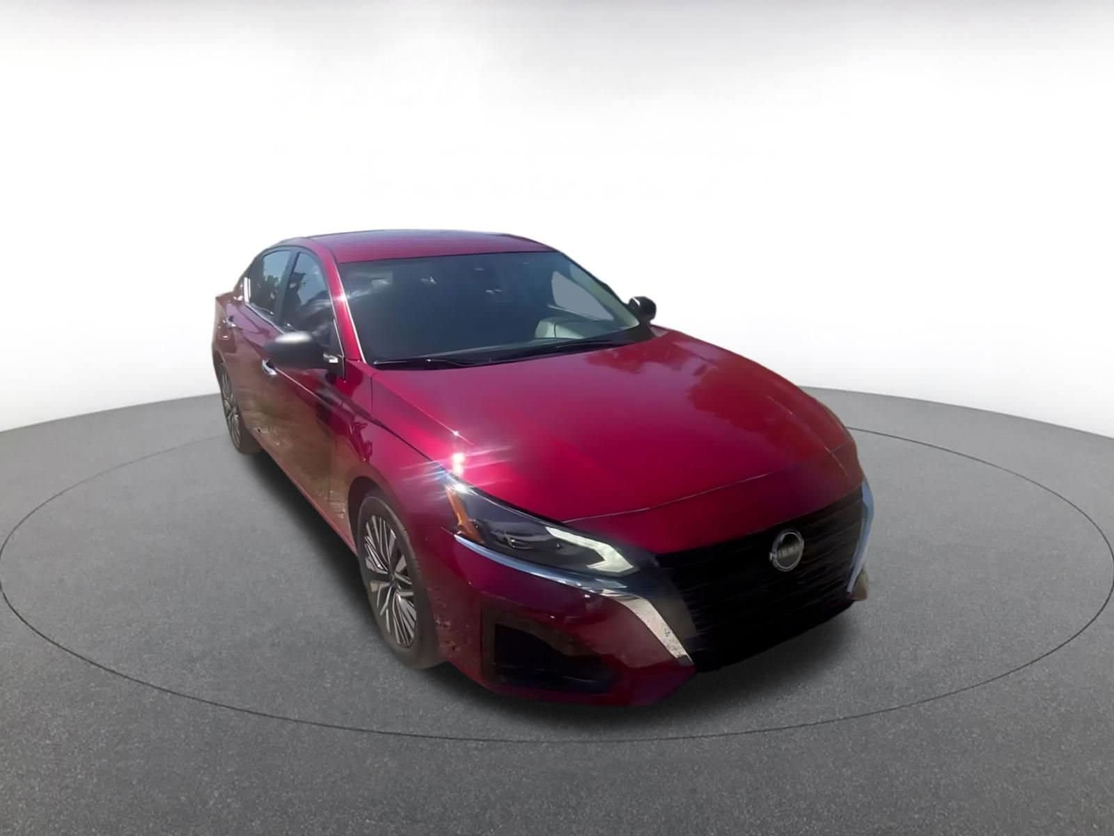Thumbnail: 2025 Nissan Altima - 8