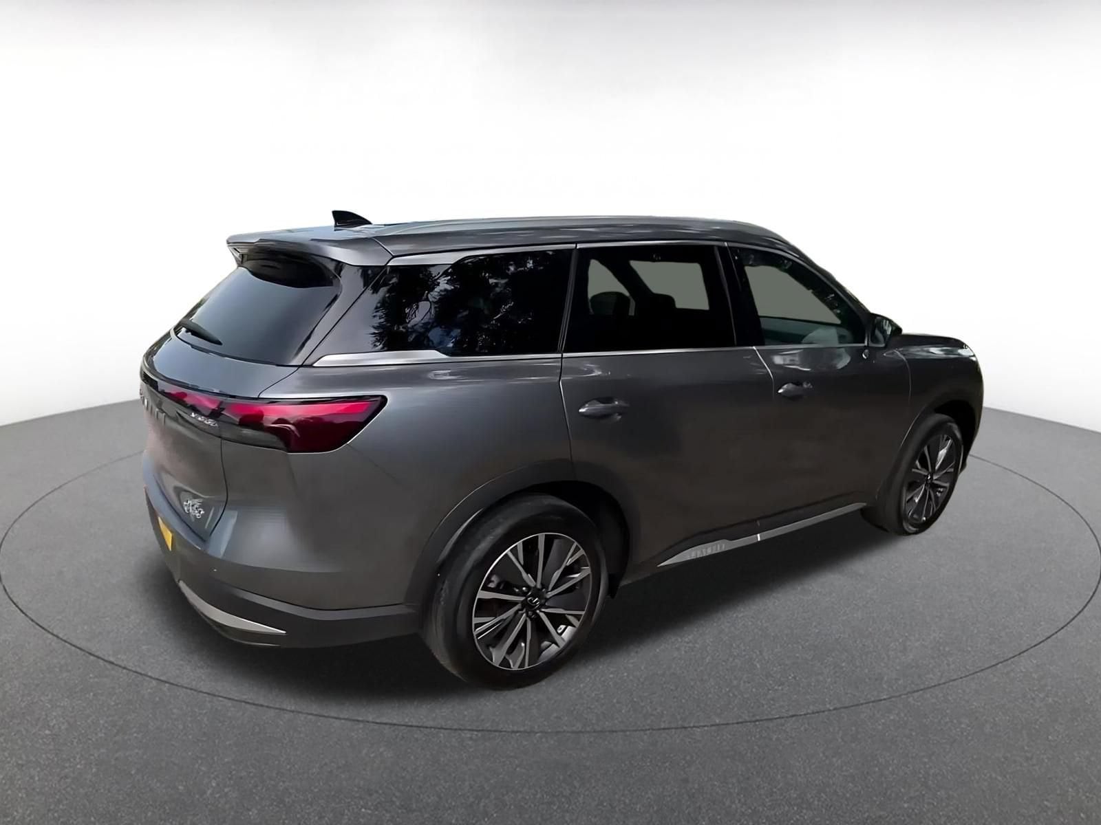 Thumbnail: 2026 INFINITI QX60 - 14