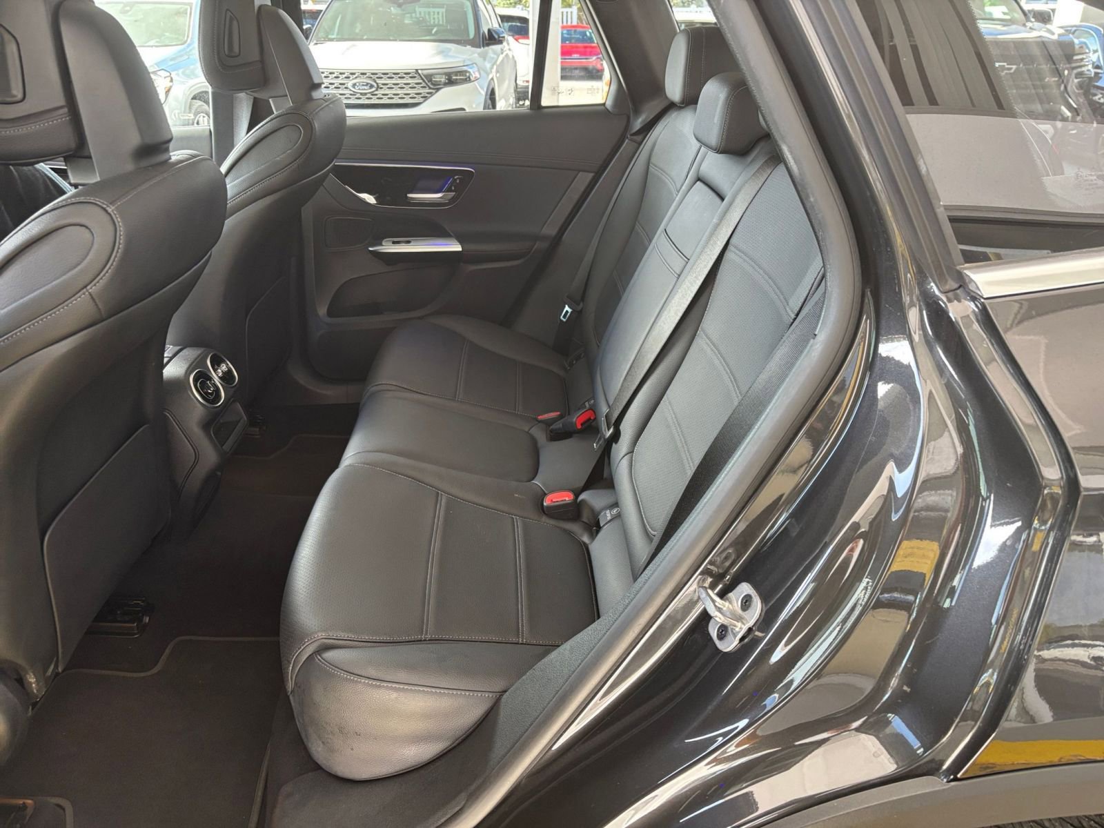 Thumbnail: 2023 Mercedes-Benz GLC - 25