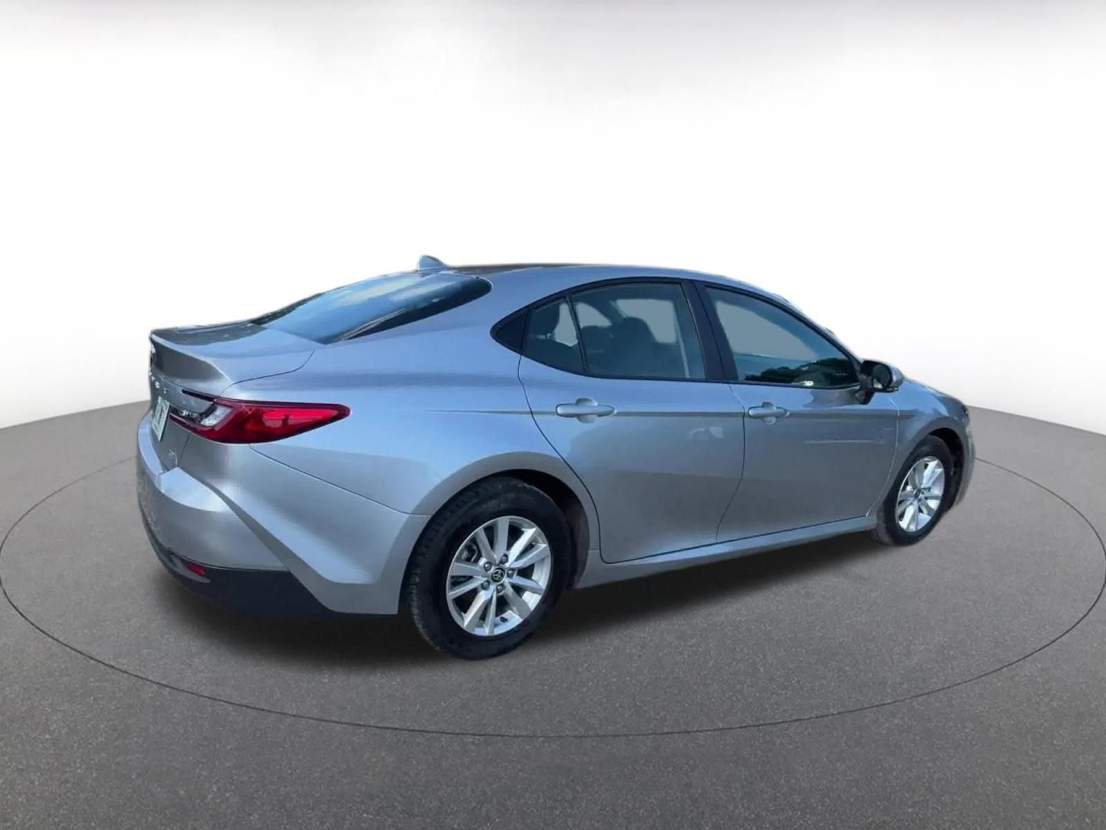 Thumbnail: 2025 Toyota Camry - 15