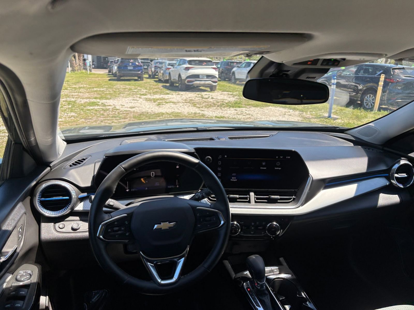 Thumbnail: 2025 Chevrolet Trax - 34