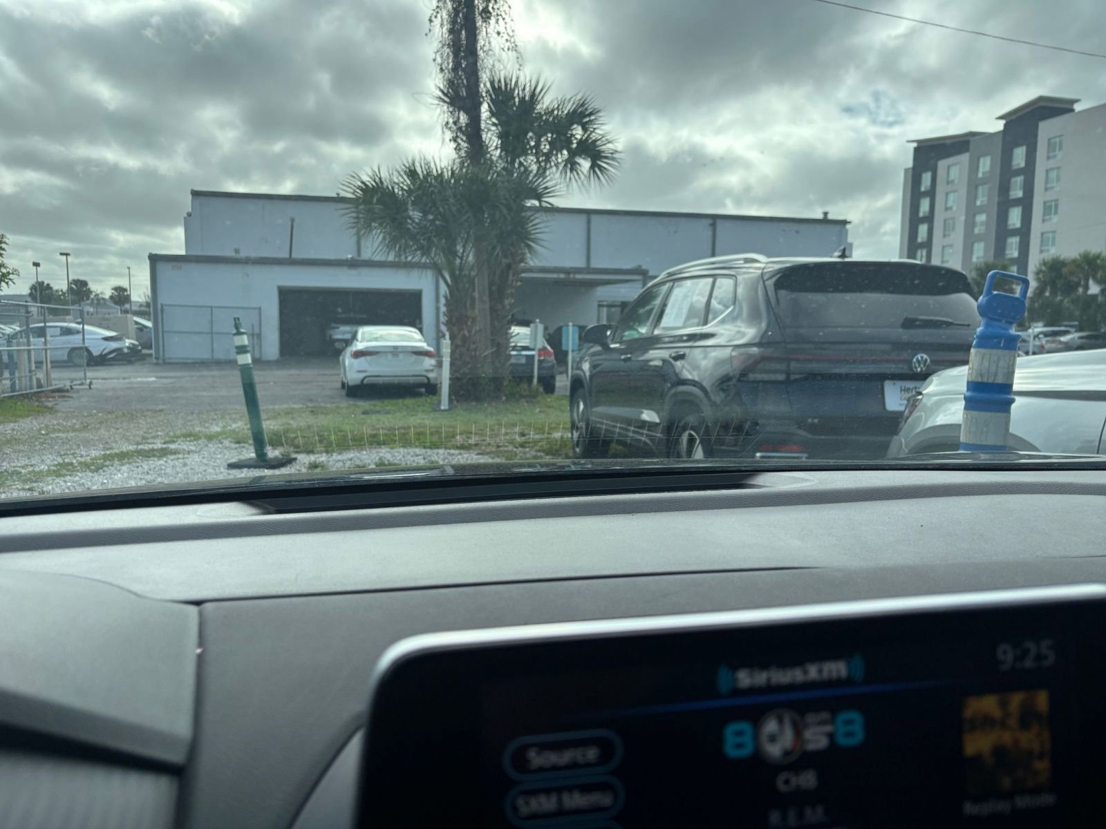 Thumbnail: 2025 Nissan Sentra - 17