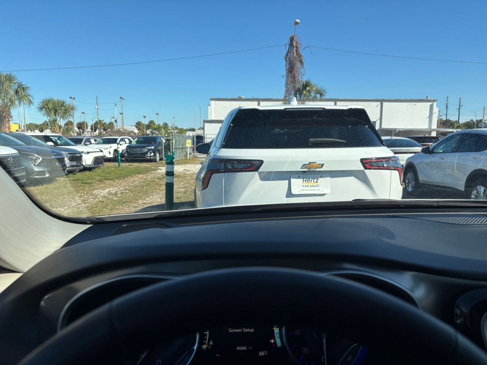 Thumbnail: 2024 Chrysler Pacifica - 15