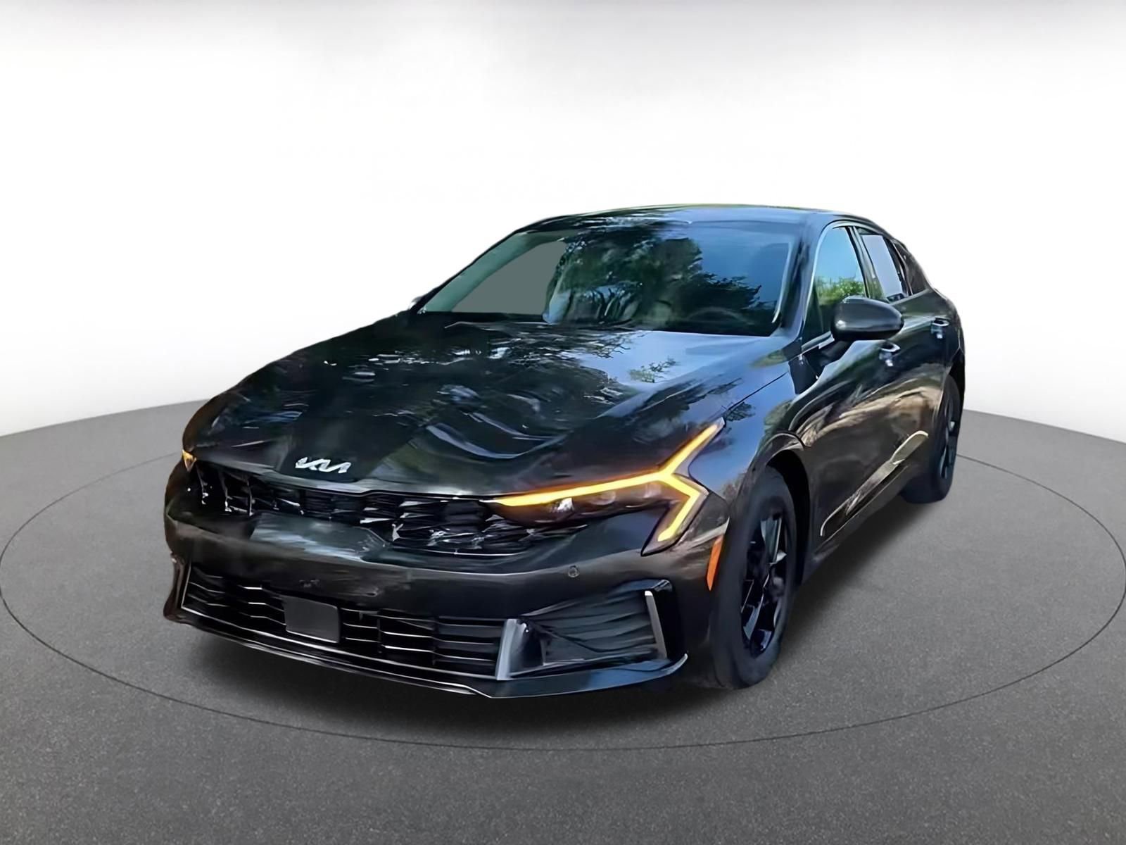 Thumbnail: 2025 Kia K5 - 4