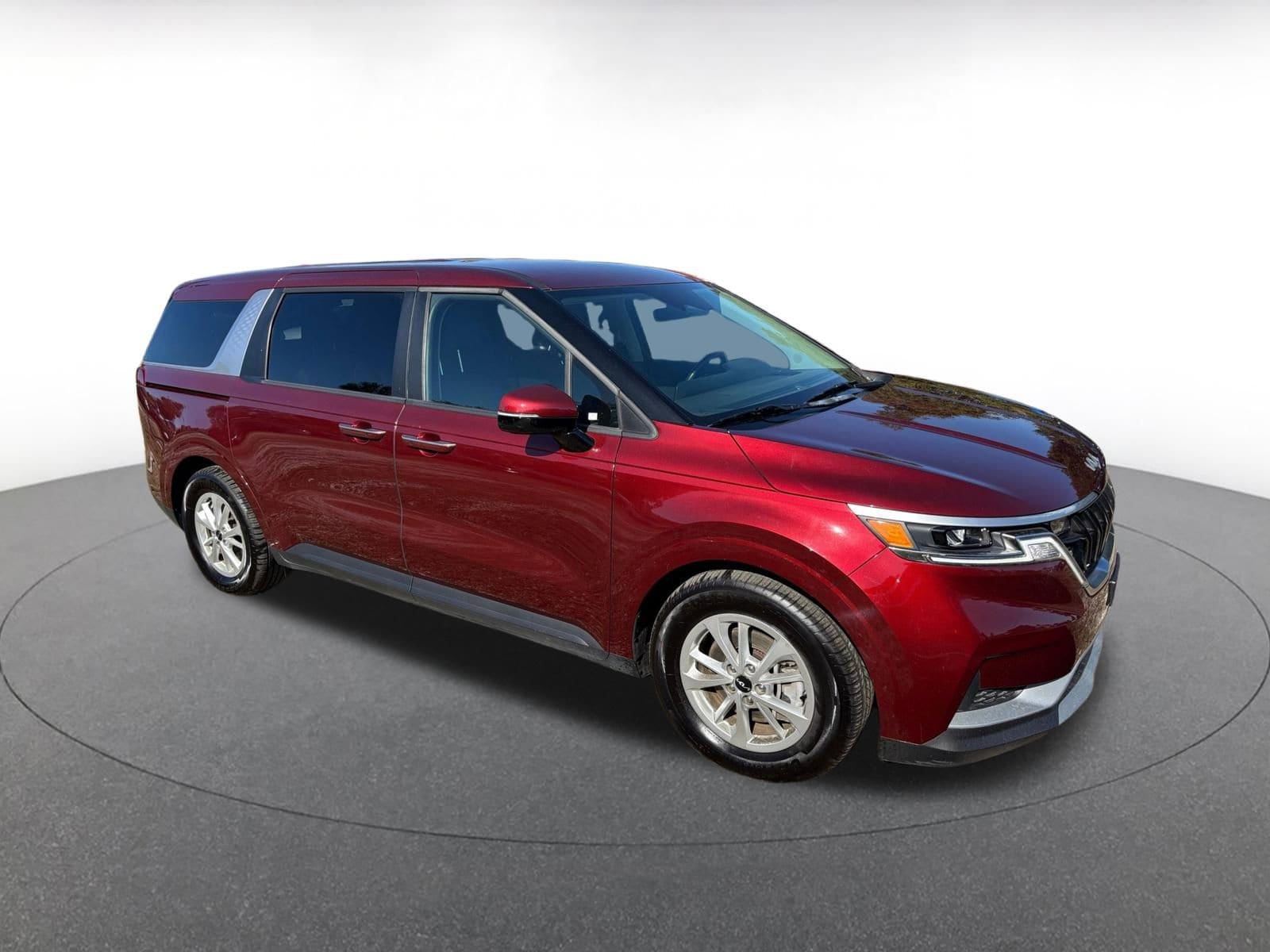 Thumbnail: 2024 Kia Carnival - 1