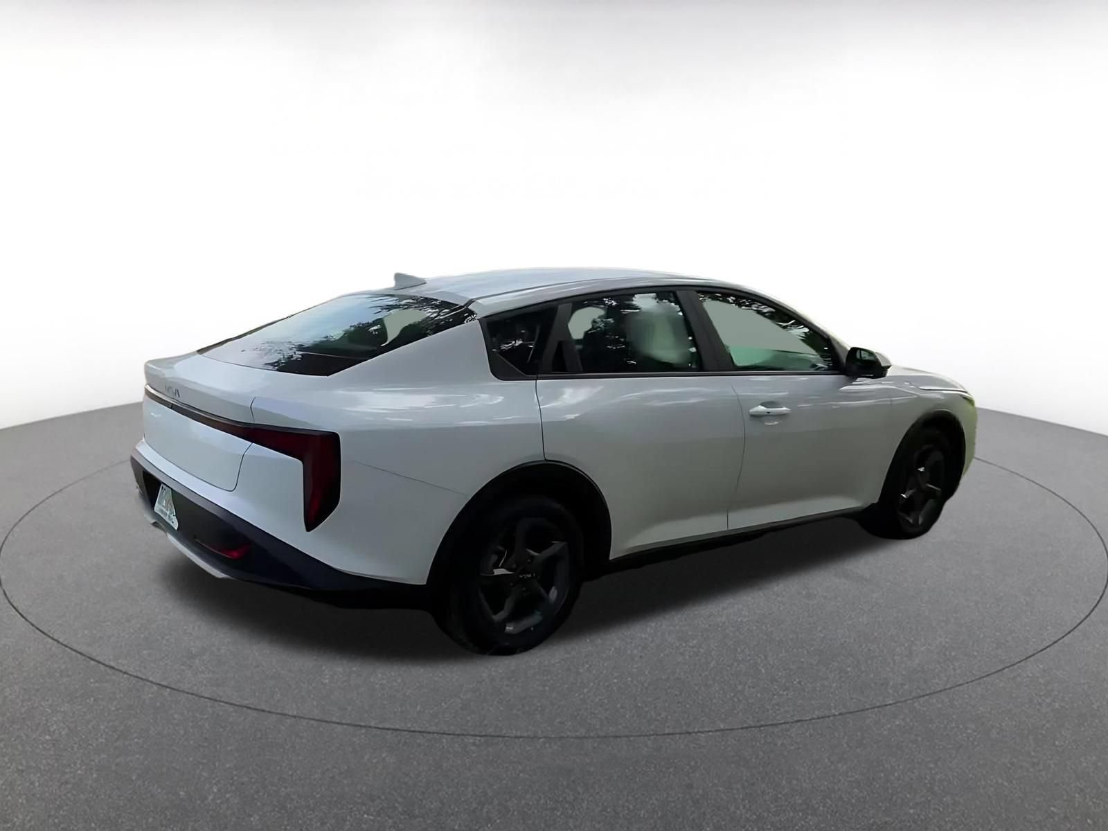 Thumbnail: 2025 Kia K4 - 15