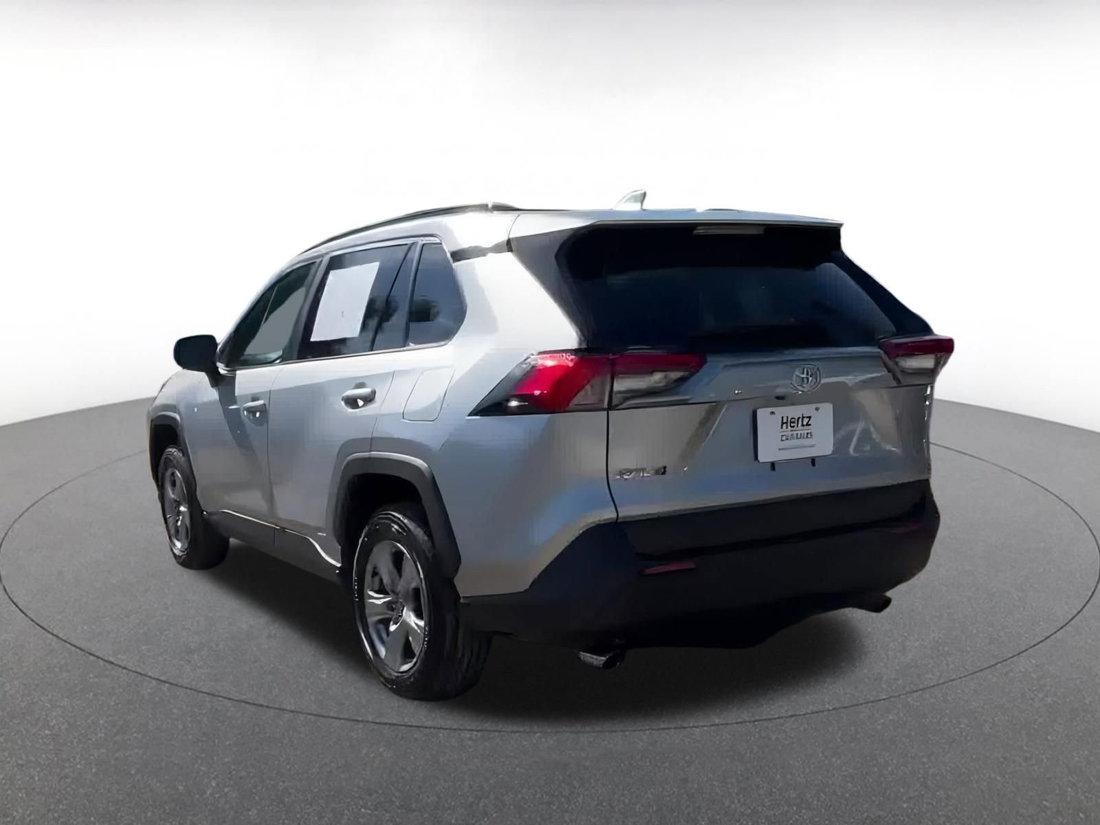 Thumbnail: 2025 Toyota RAV4 - 12