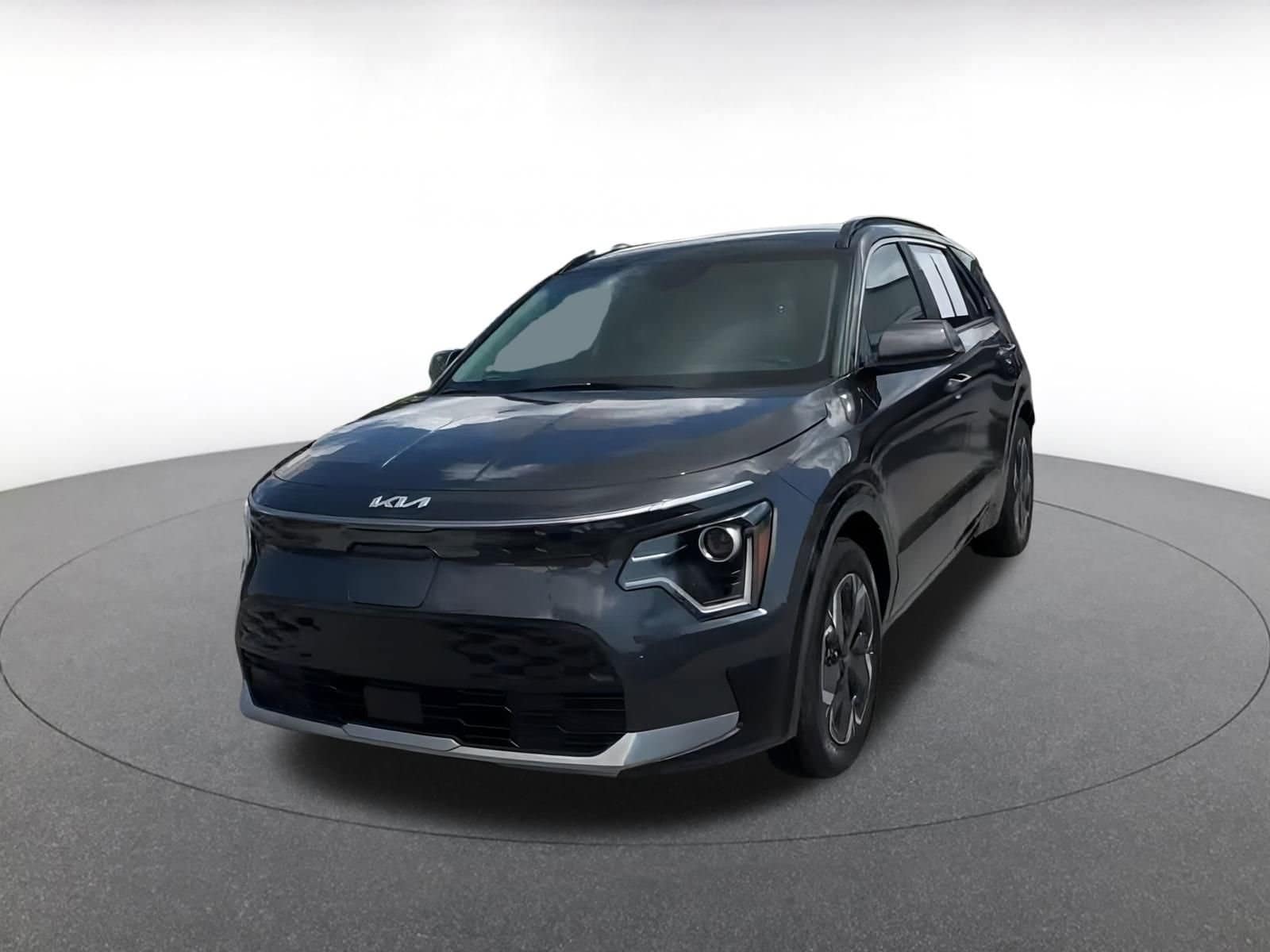 Thumbnail: 2023 Kia Niro - 7