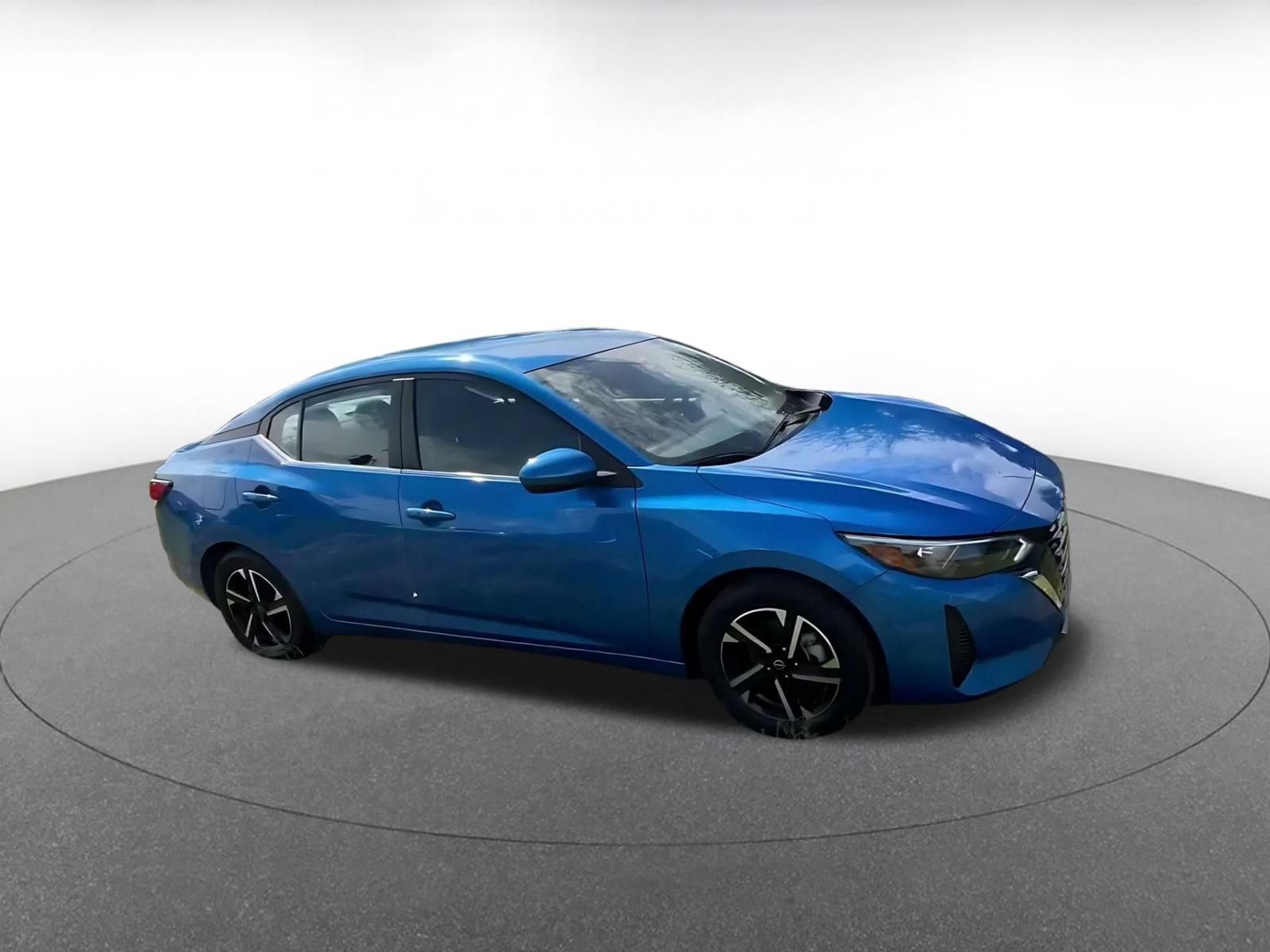 Thumbnail: 2025 Nissan Sentra - 2