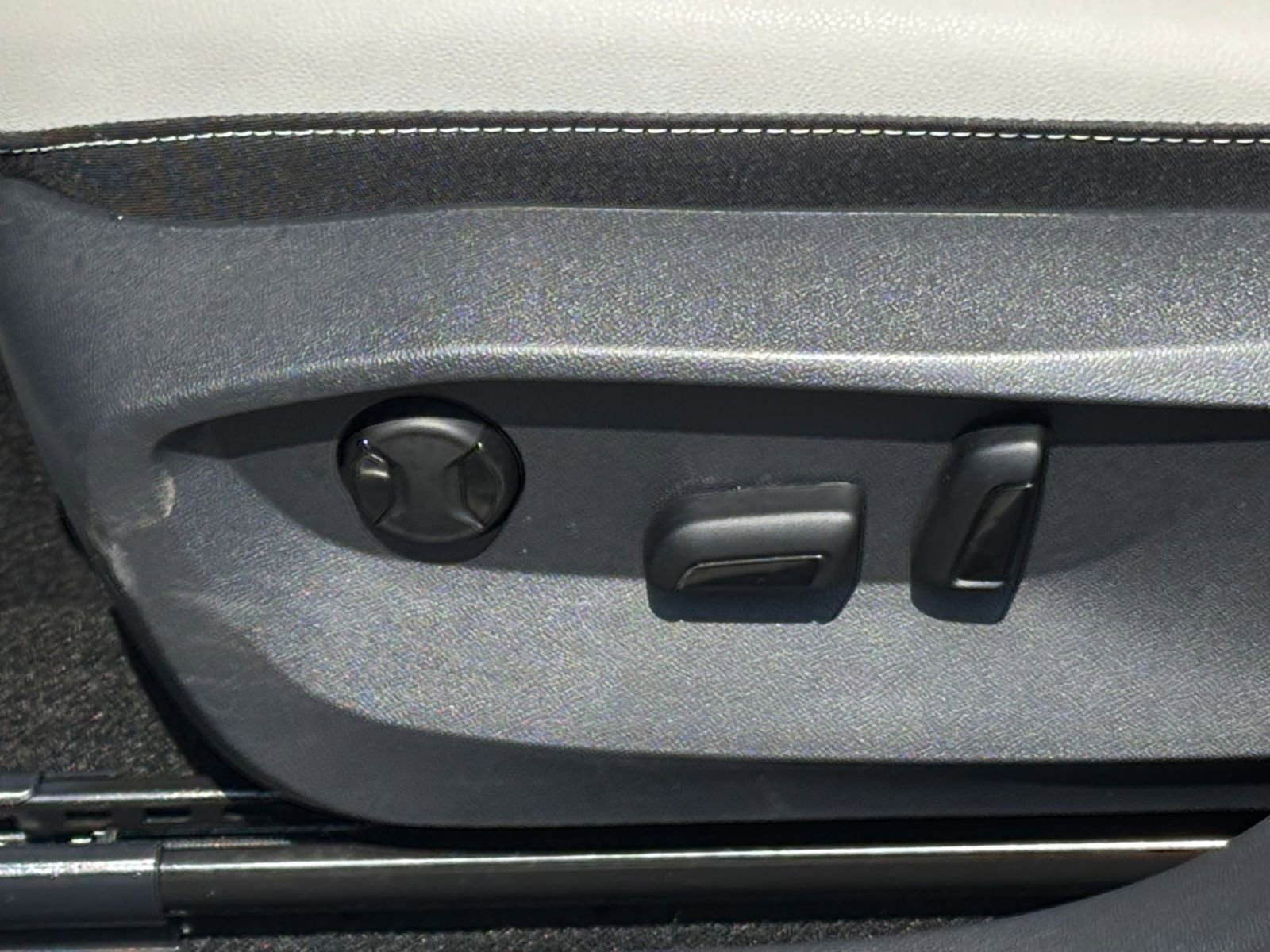 Thumbnail: 2025 Volkswagen Taos - 22