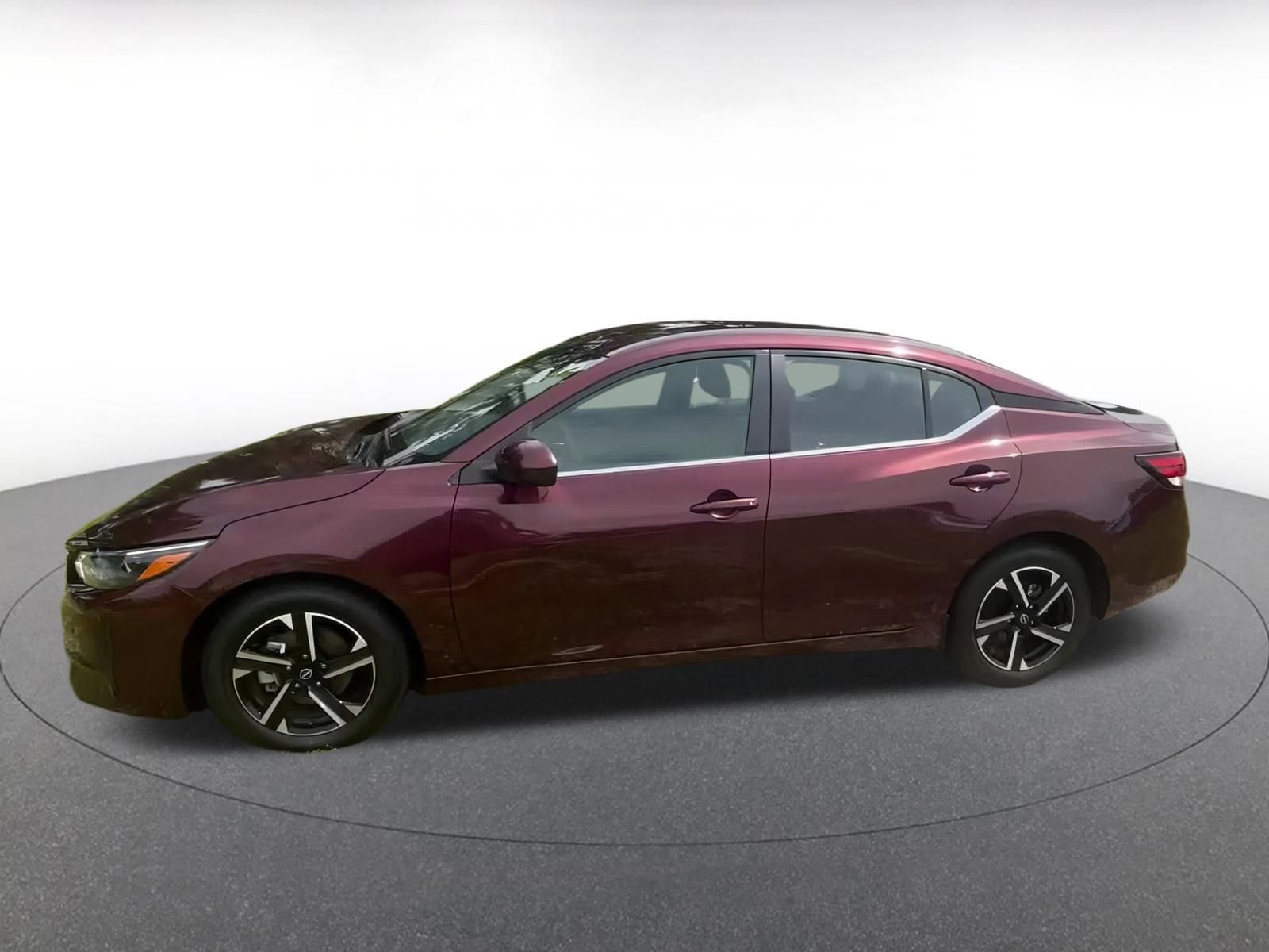 Thumbnail: 2024 Nissan Sentra - 9
