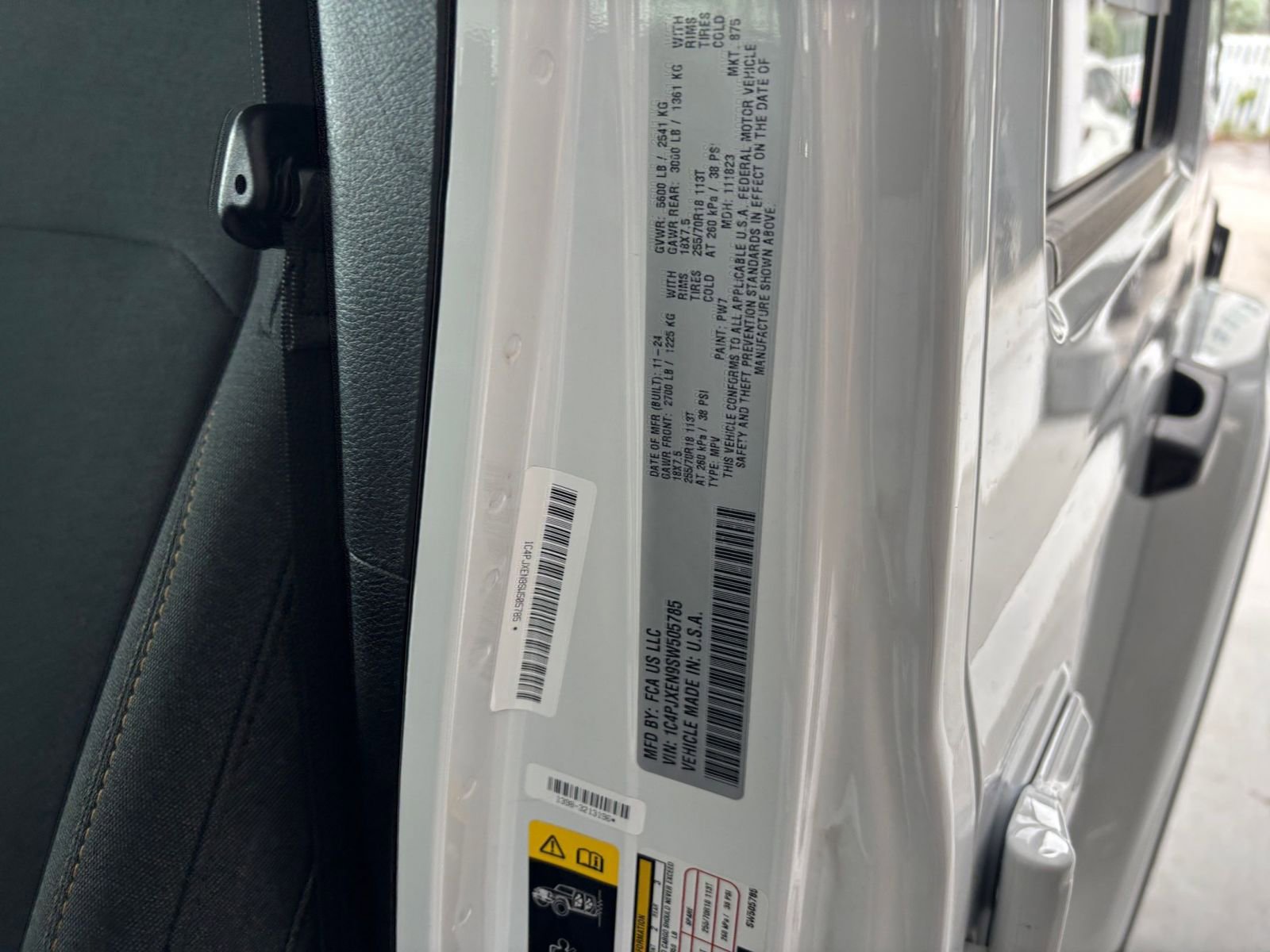 Thumbnail: 2025 Jeep Wrangler - 29