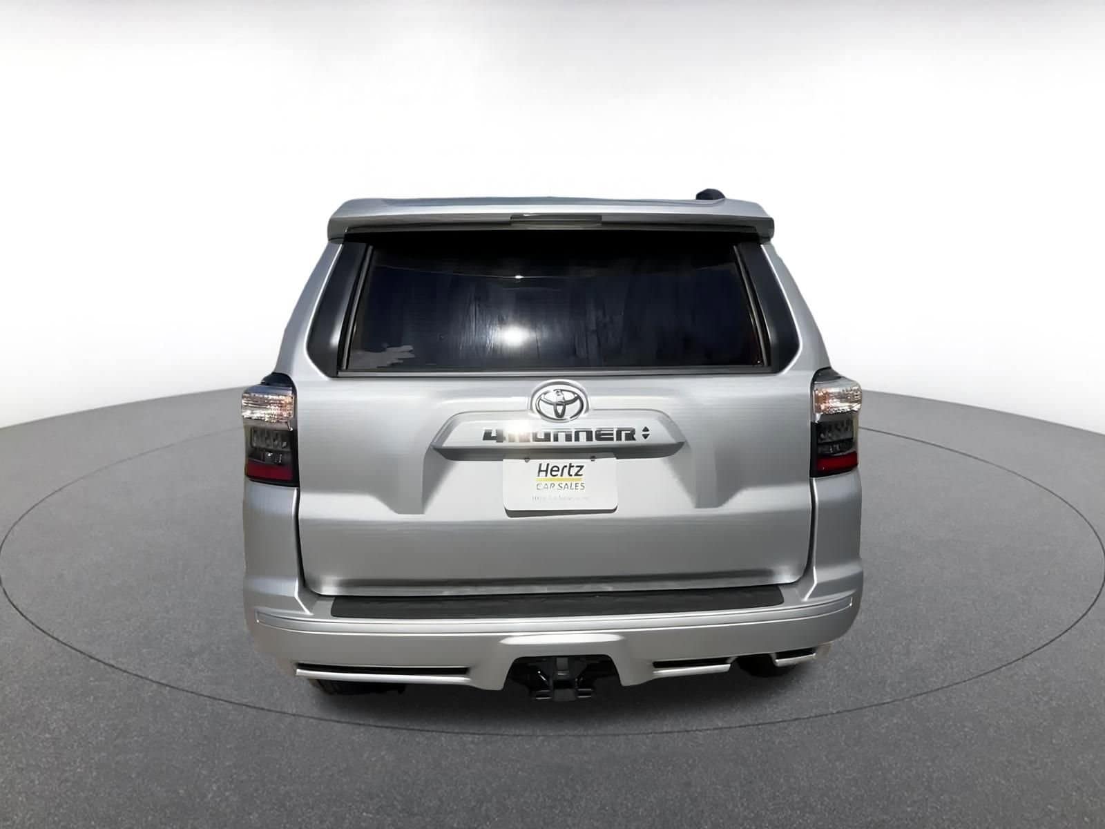 Thumbnail: 2024 Toyota 4Runner - 12