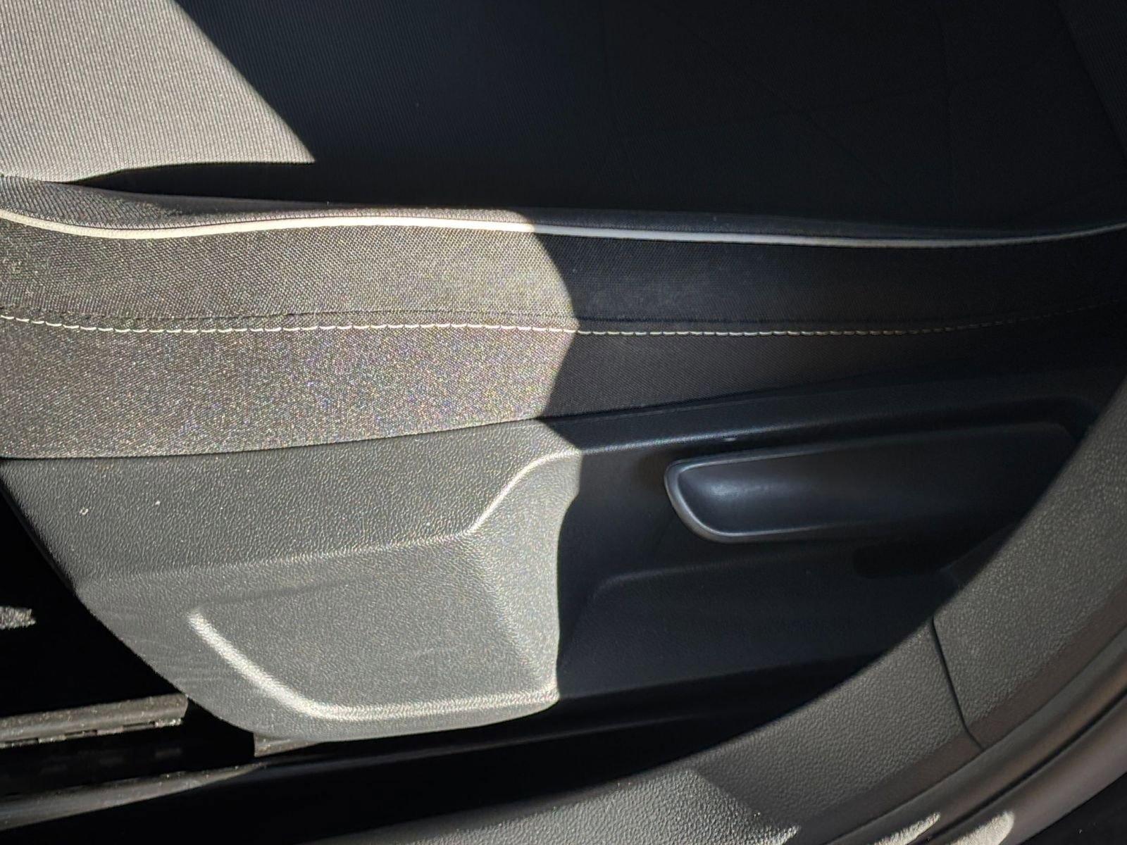 Thumbnail: 2025 Volkswagen Jetta - 23