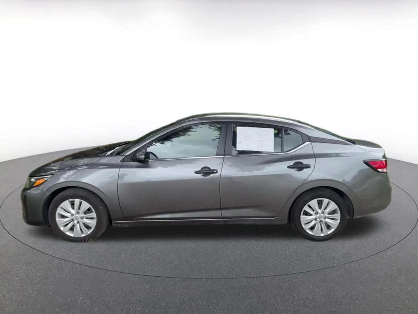 Thumbnail: 2025 Nissan Sentra - 9
