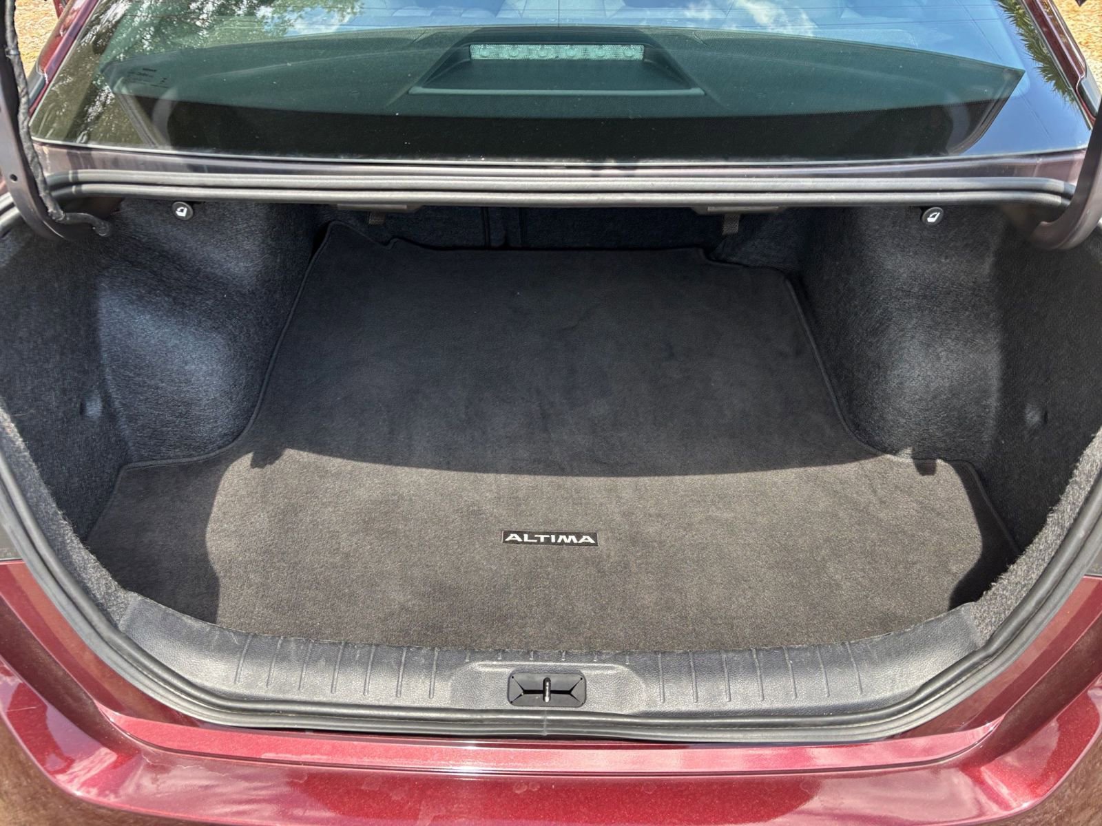 Thumbnail: 2025 Nissan Altima - 32