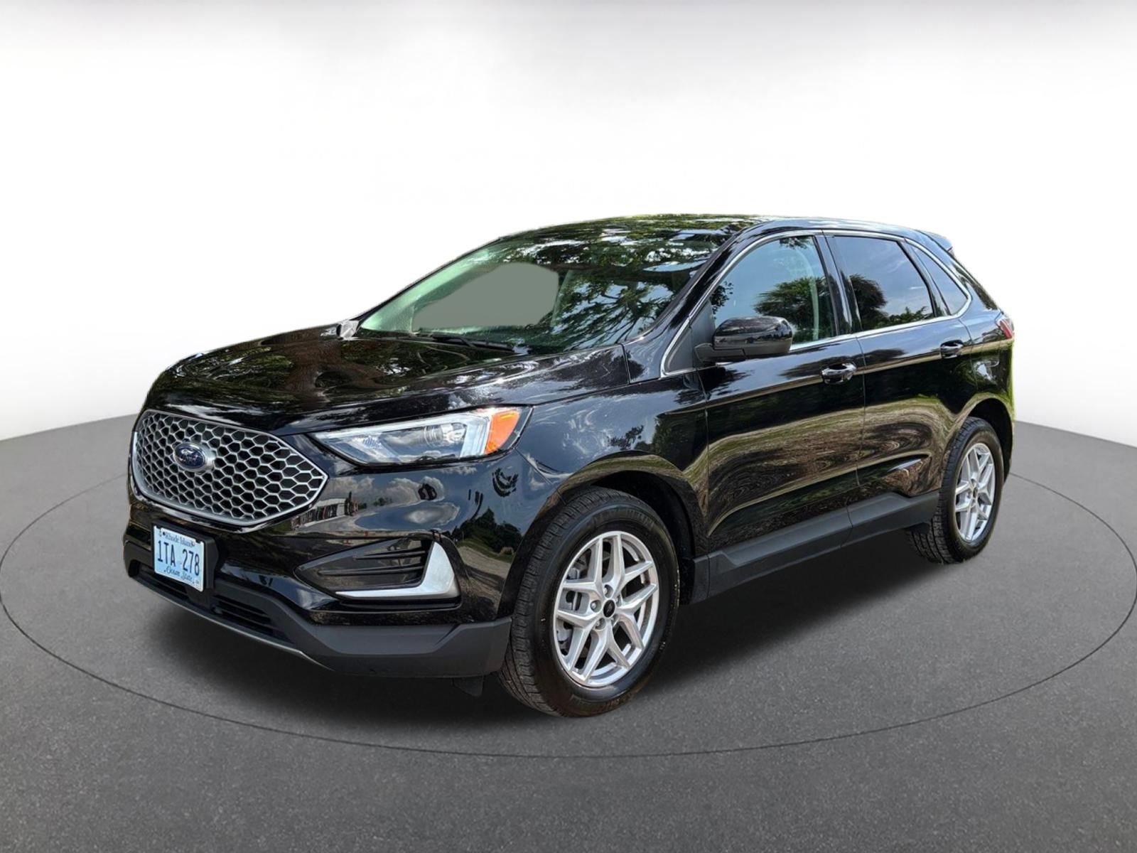 Thumbnail: 2024 Ford Edge - 4