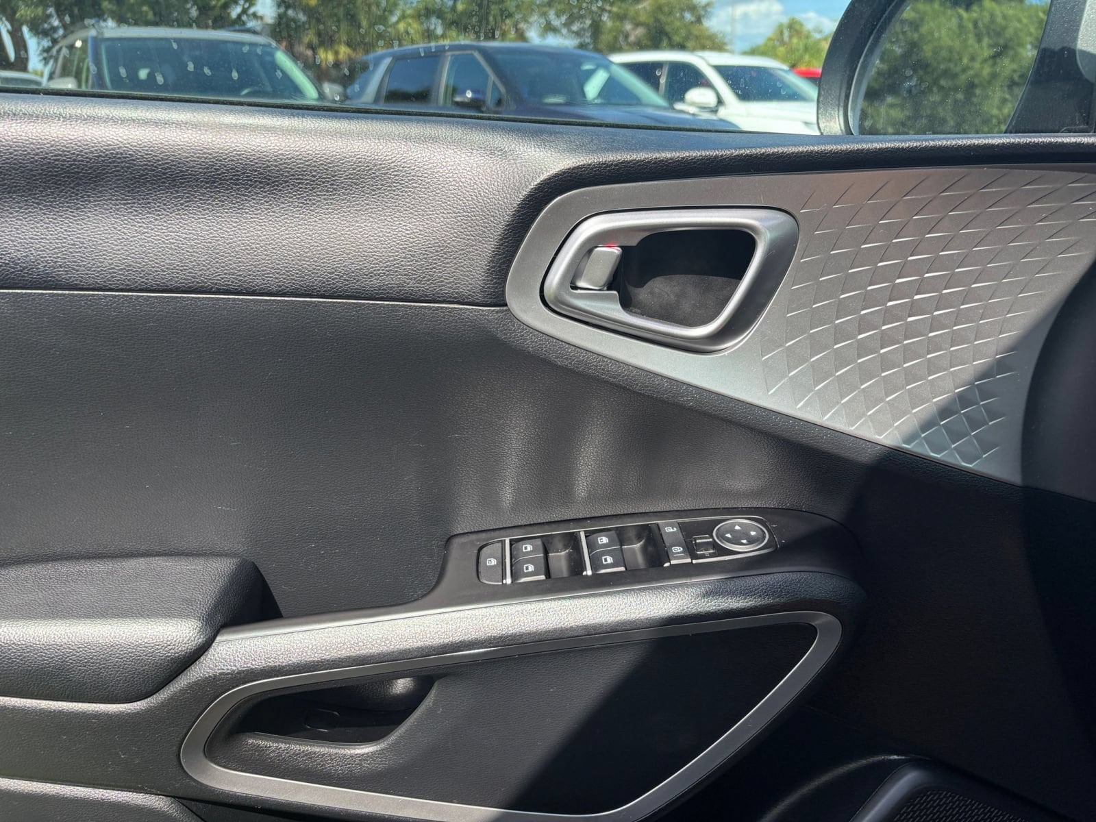 Thumbnail: 2025 Kia Soul - 19