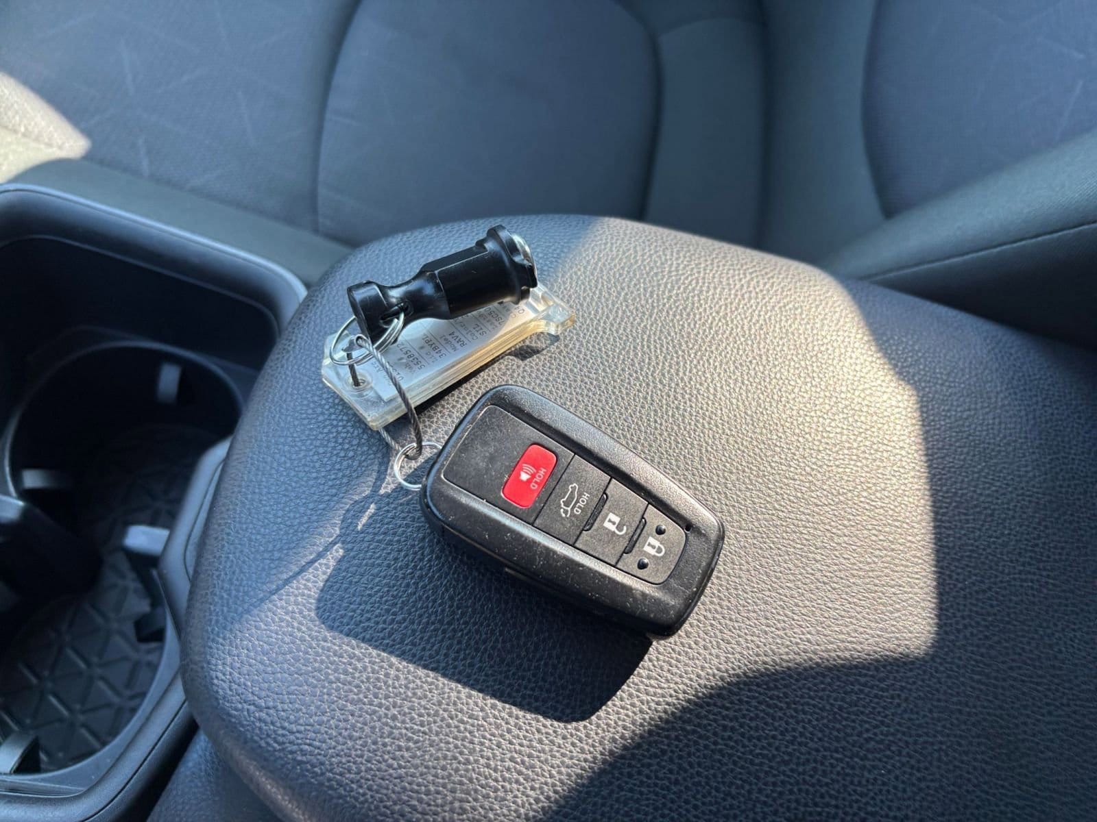 Thumbnail: 2025 Toyota RAV4 - 24