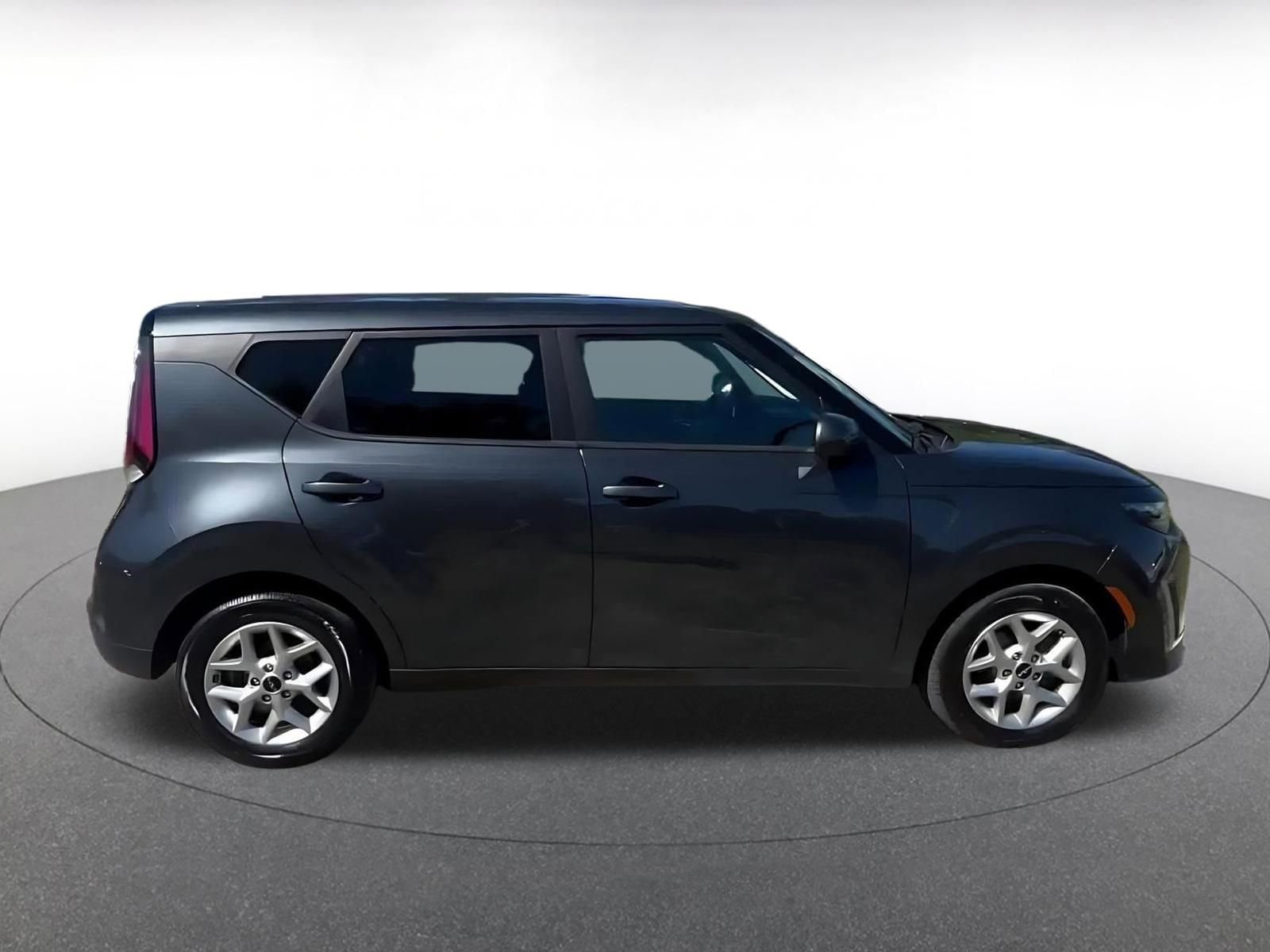 Thumbnail: 2025 Kia Soul - 16