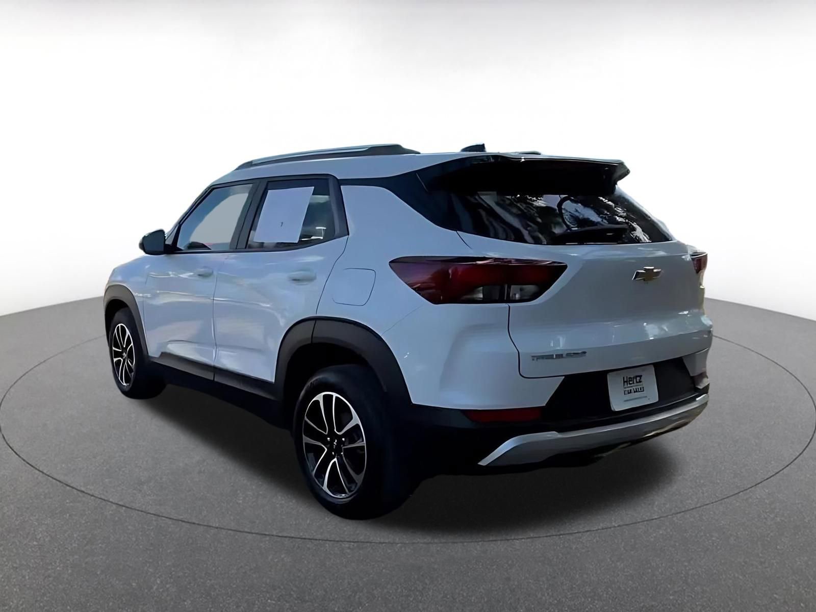 Thumbnail: 2025 Chevrolet TrailBlazer - 10