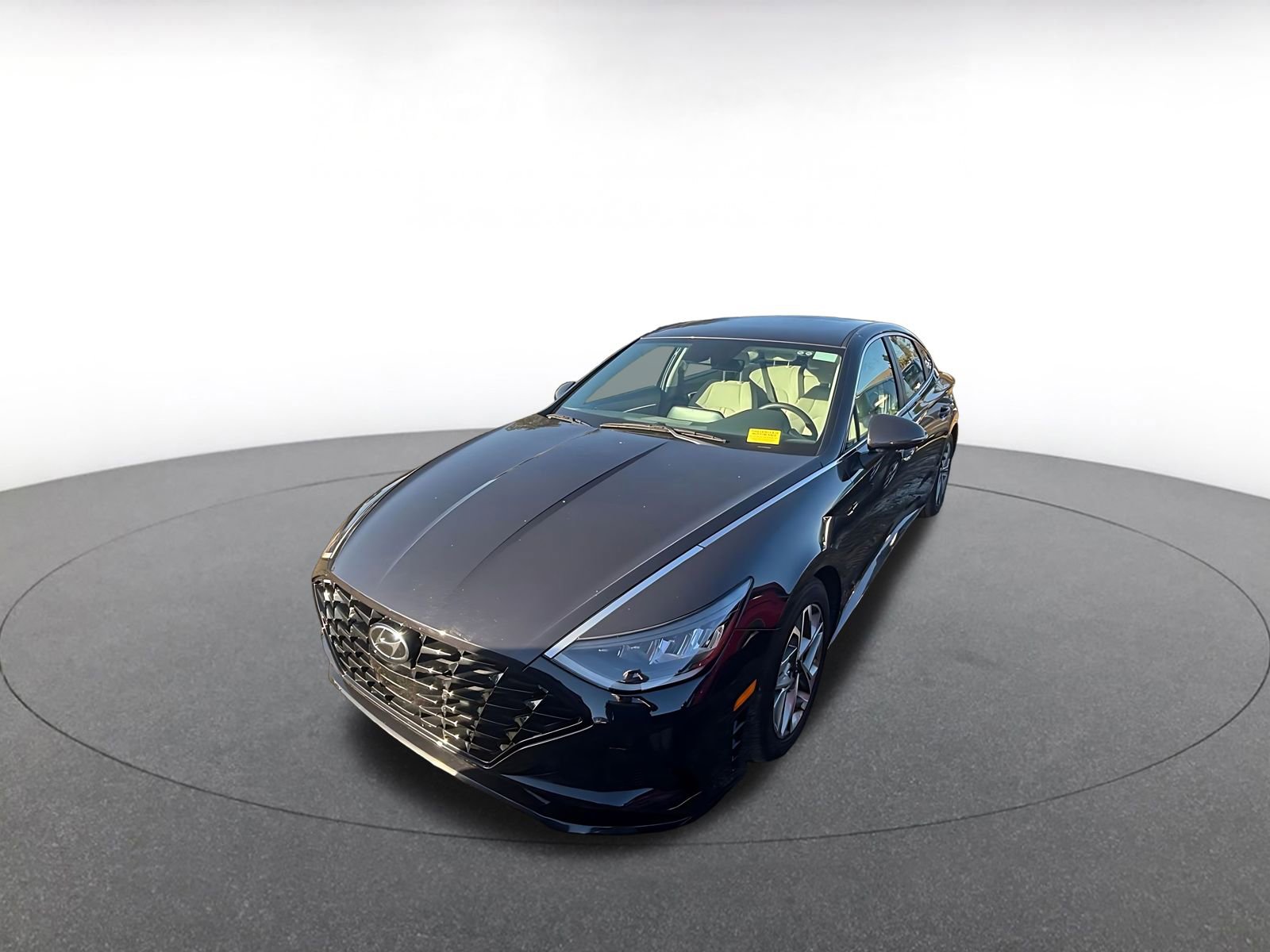 Thumbnail: 2023 Hyundai Sonata - 2