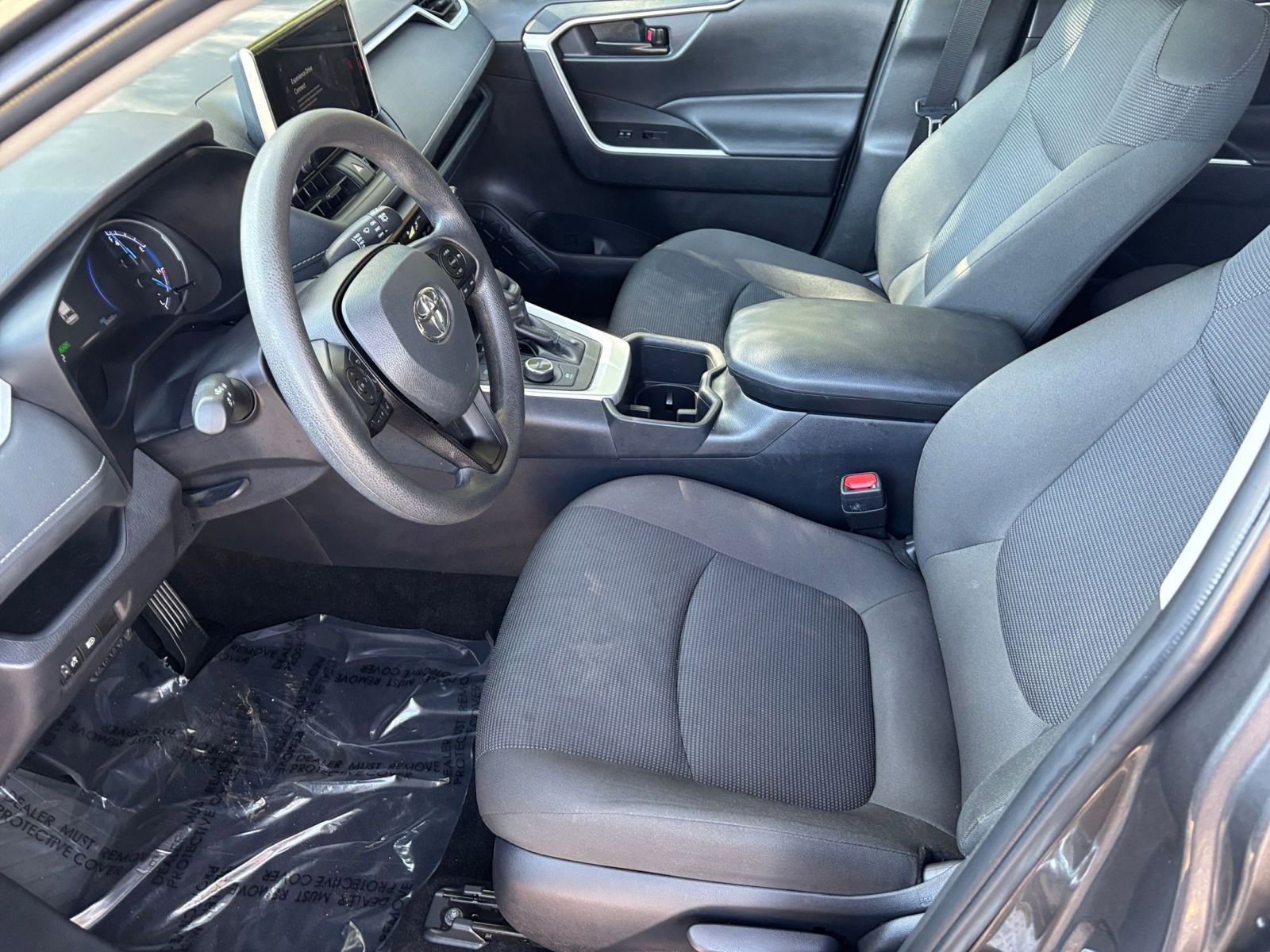 Thumbnail: 2025 Toyota RAV4 - 28