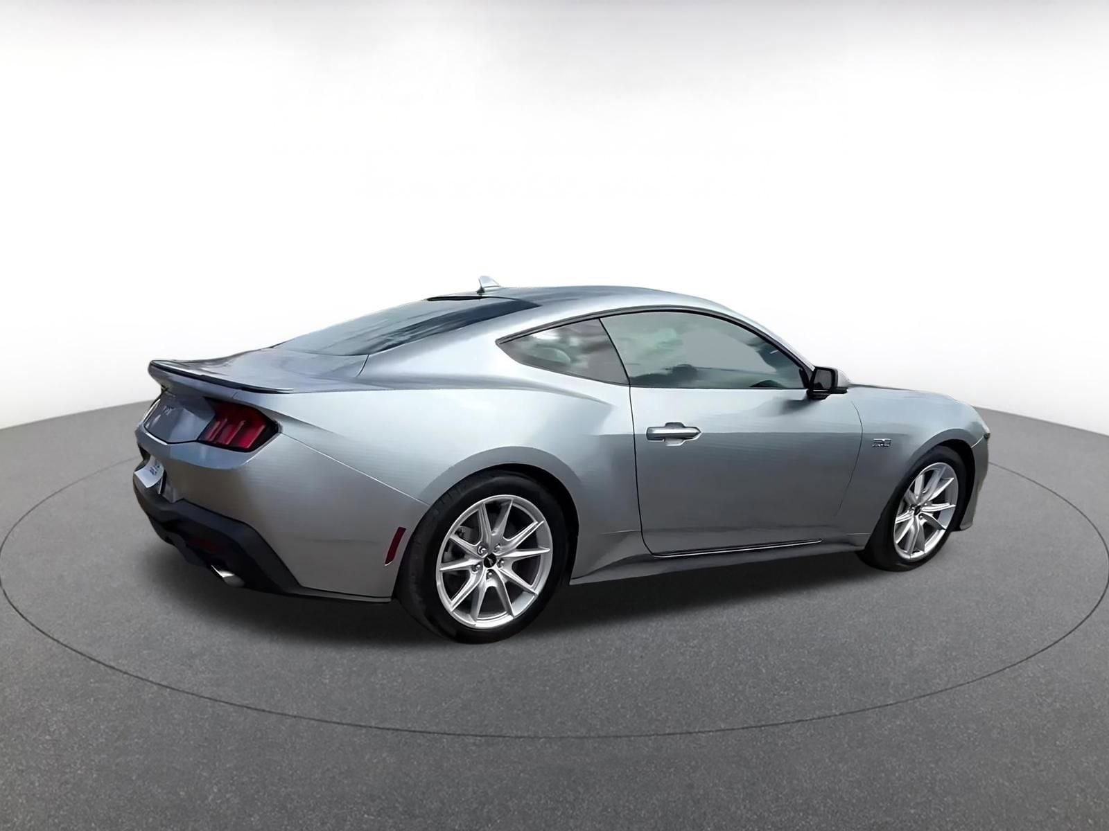 Thumbnail: 2025 Ford Mustang - 14